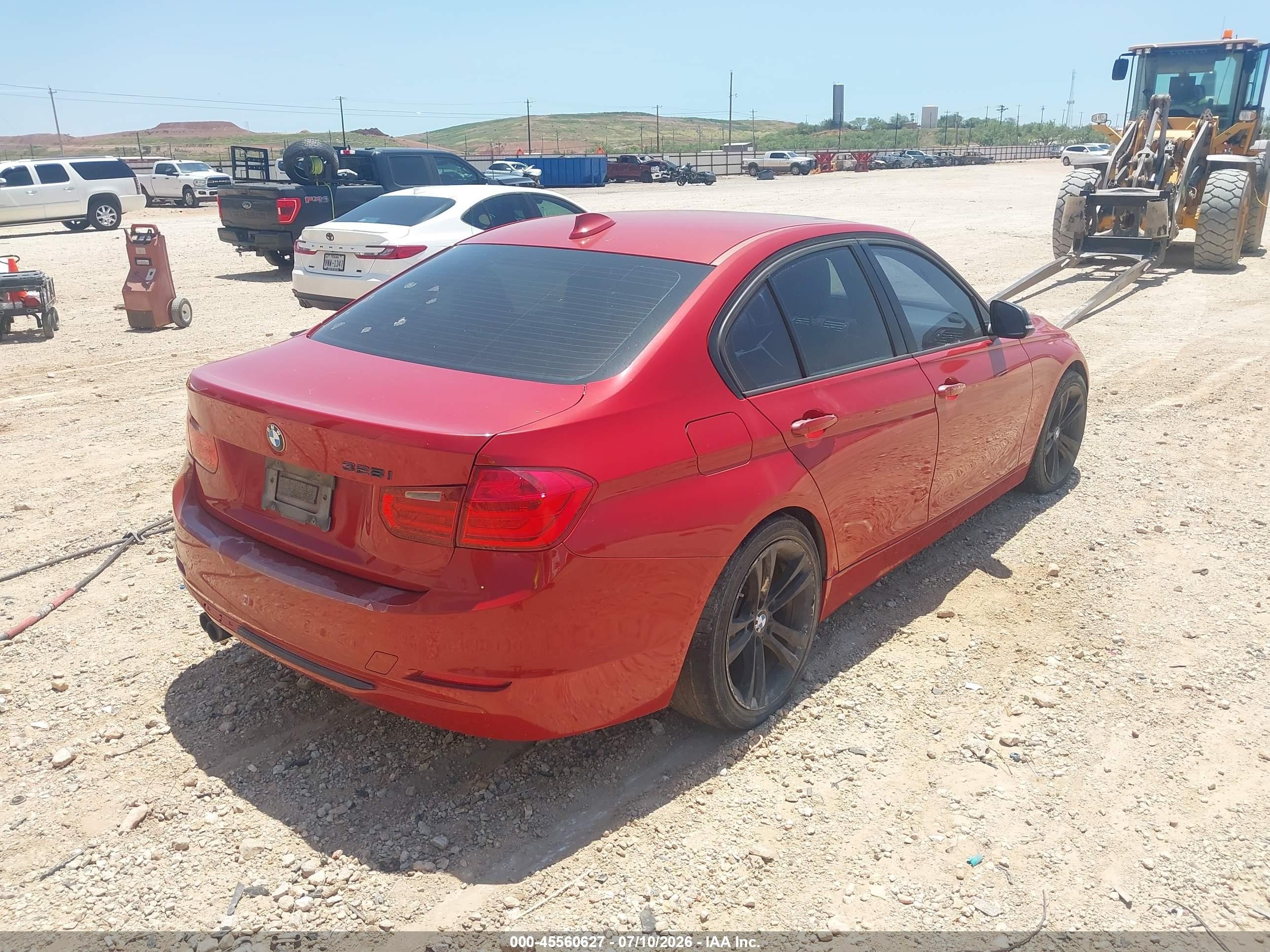 2012 Bmw 328i   Красный vin: WBA3A5C53CF345682