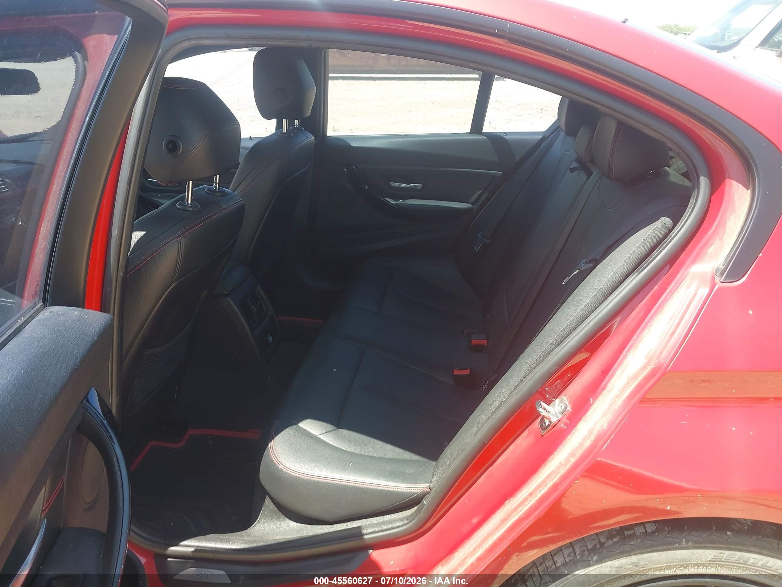 2012 Bmw 328i   Красный vin: WBA3A5C53CF345682