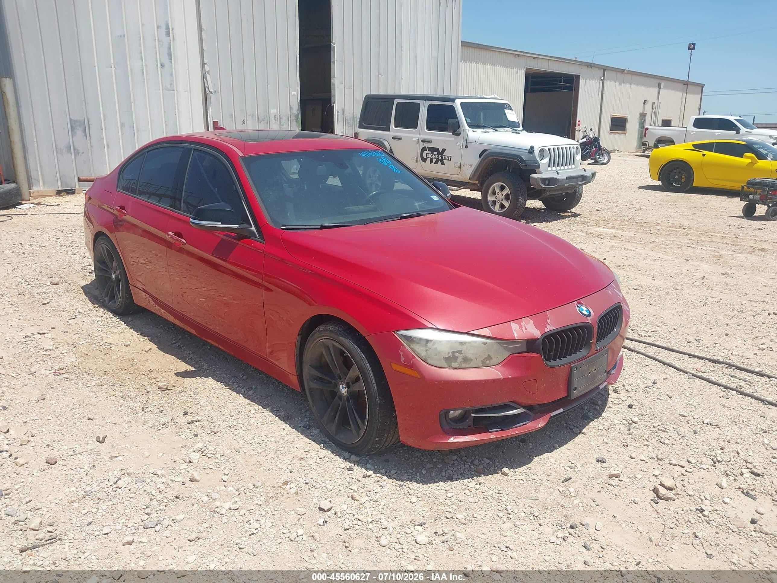 2012 Bmw 328i   Красный vin: WBA3A5C53CF345682