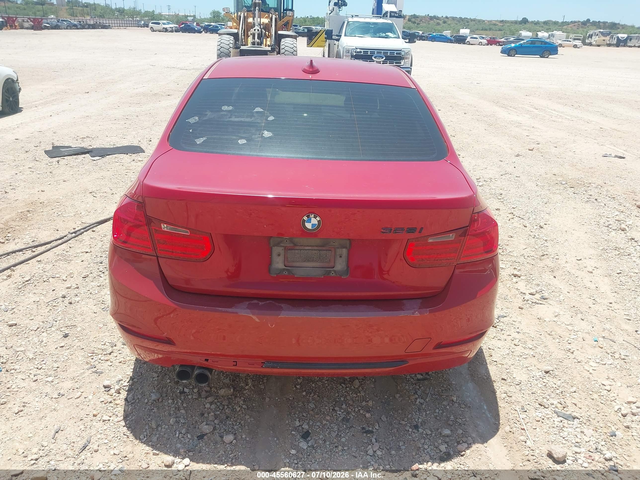 2012 Bmw 328i   Красный vin: WBA3A5C53CF345682
