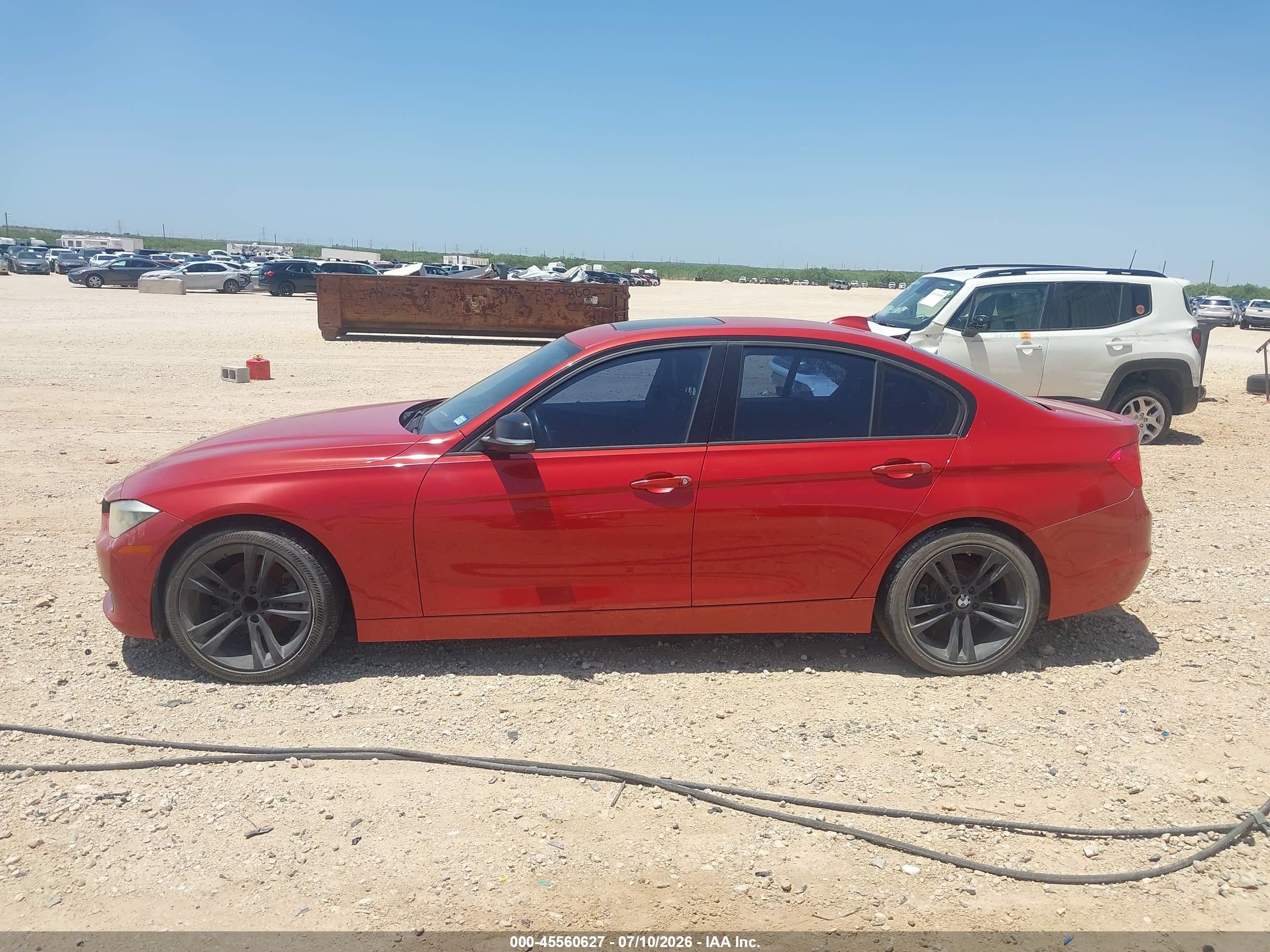 2012 Bmw 328i   Красный vin: WBA3A5C53CF345682