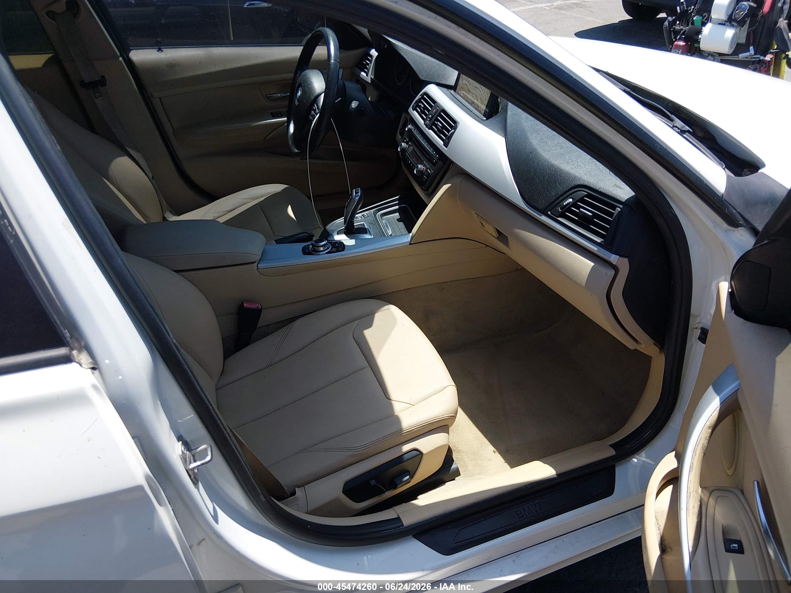 2013 Bmw 328i   White vin: WBA3A5C53DF351922