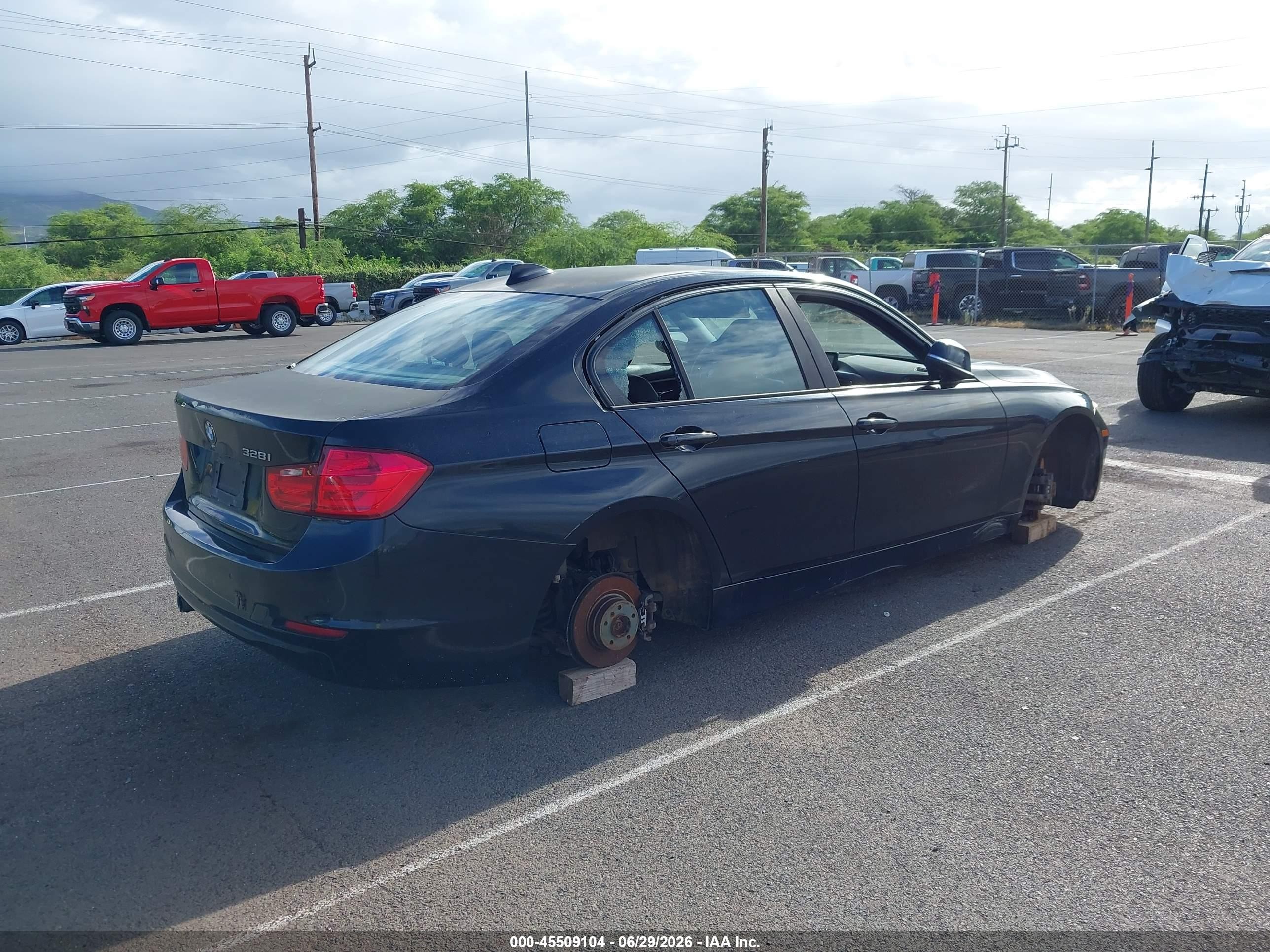 2014 Bmw 328i Черный vin: WBA3A5C53EP602885