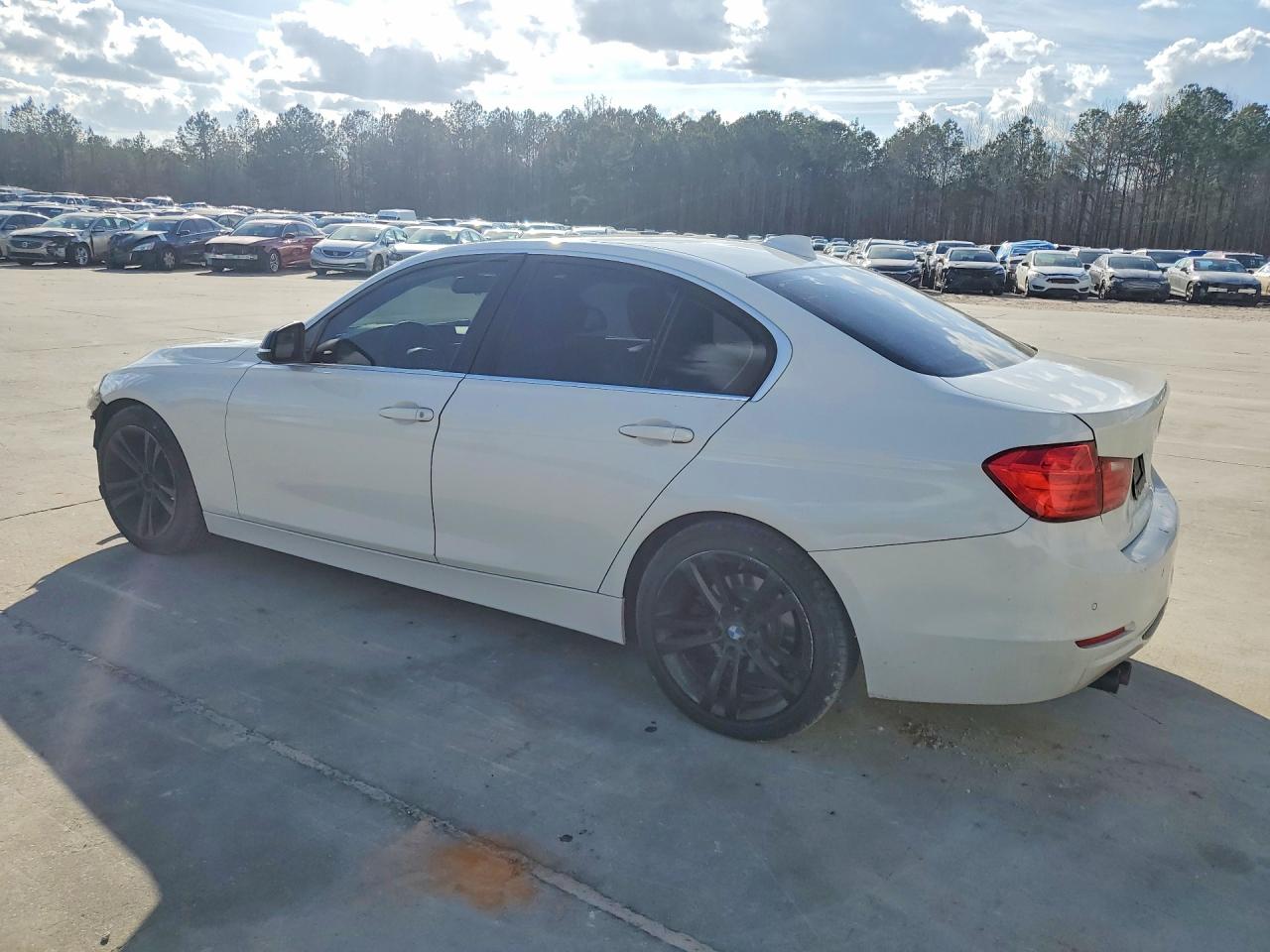 2015 Bmw 3 Series 320i Xdrive White vin: WBA3A5C53FP604296