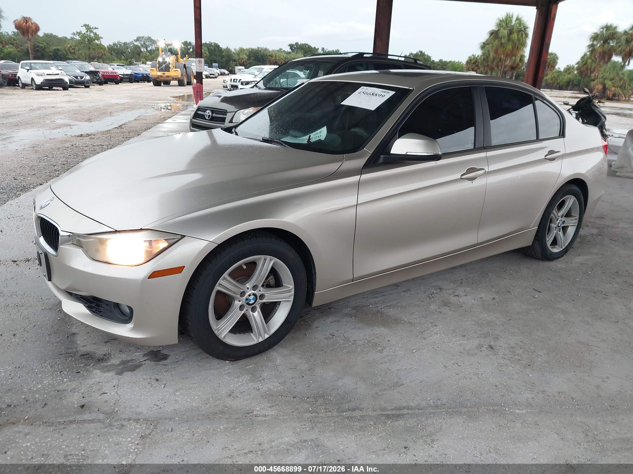 2015 Bmw 328i   Золотой vin: WBA3A5C53FP605089