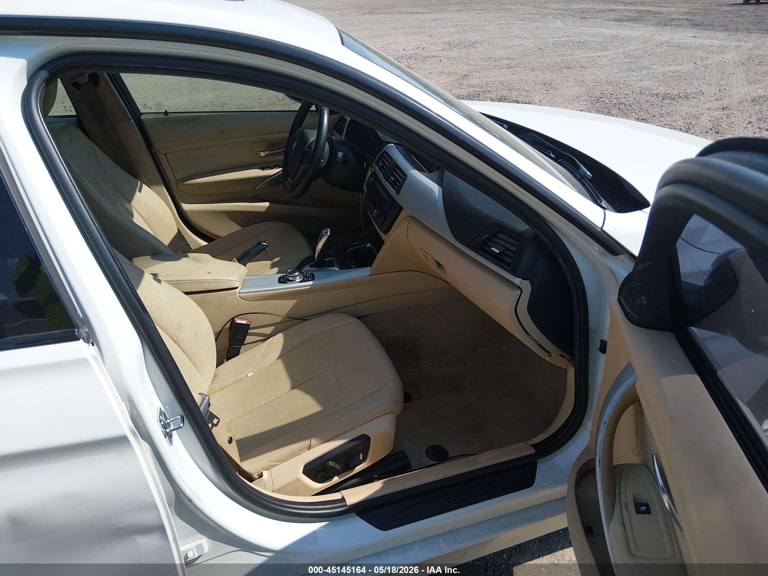 2012 Bmw 328i   White vin: WBA3A5C54CF258079