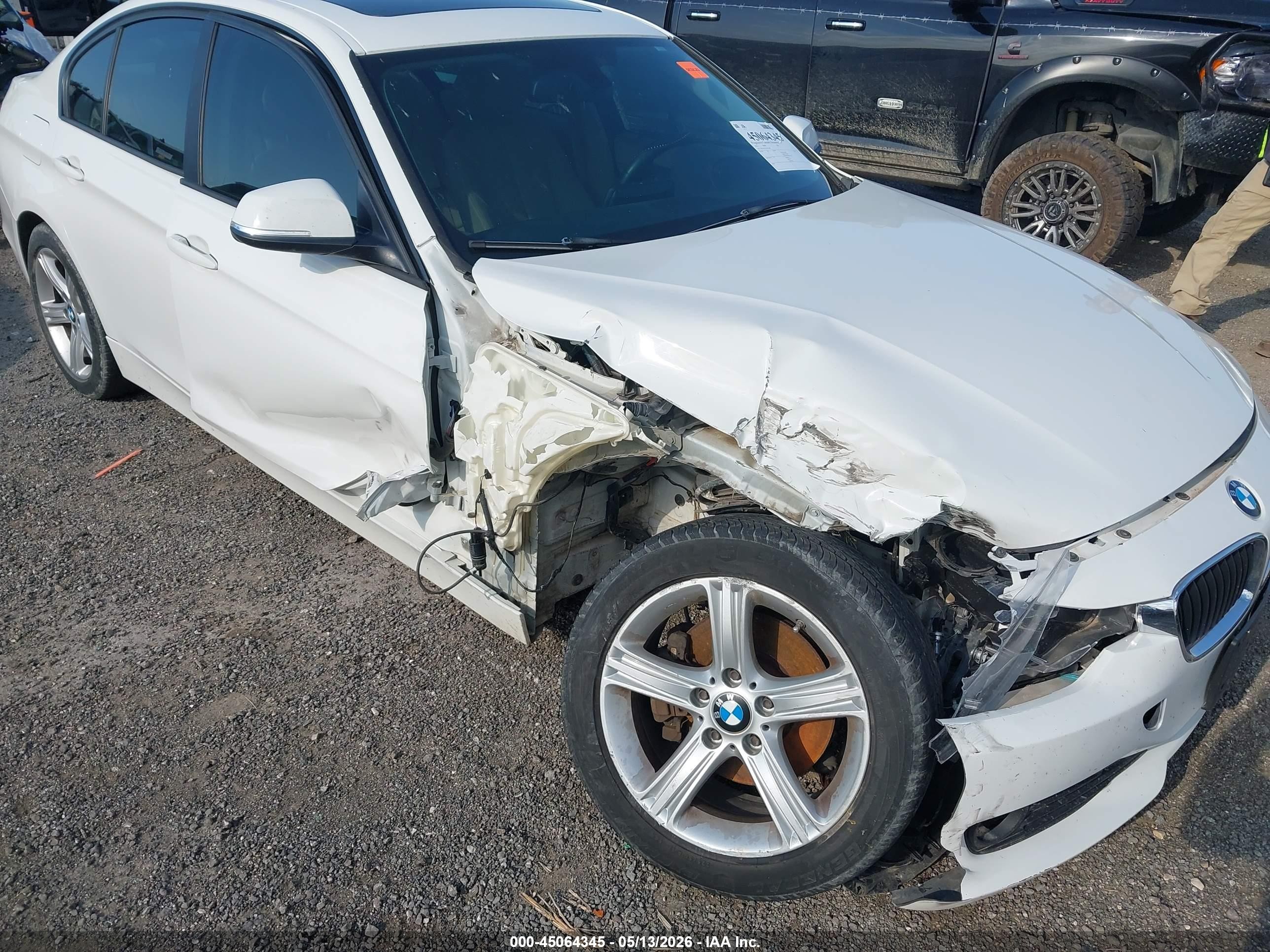 2013 Bmw 328i   White vin: WBA3A5C54DF355400