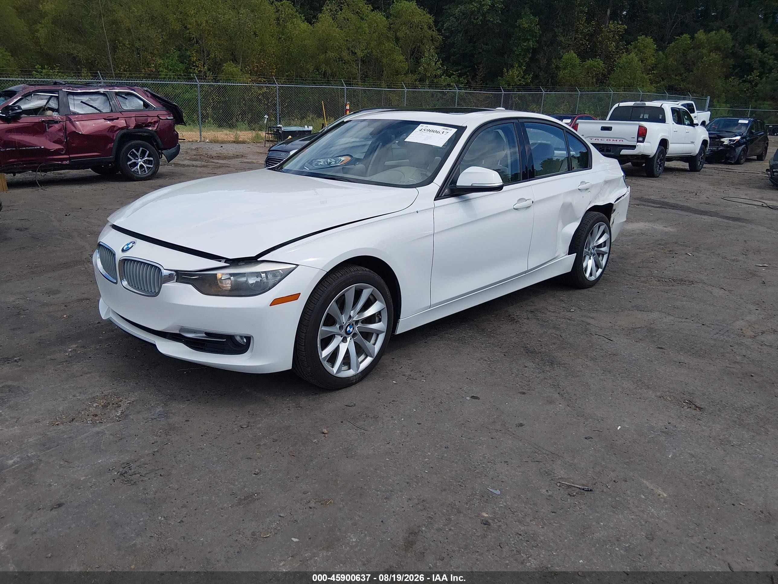 2013 Bmw 328i   White vin: WBA3A5C54DF357499