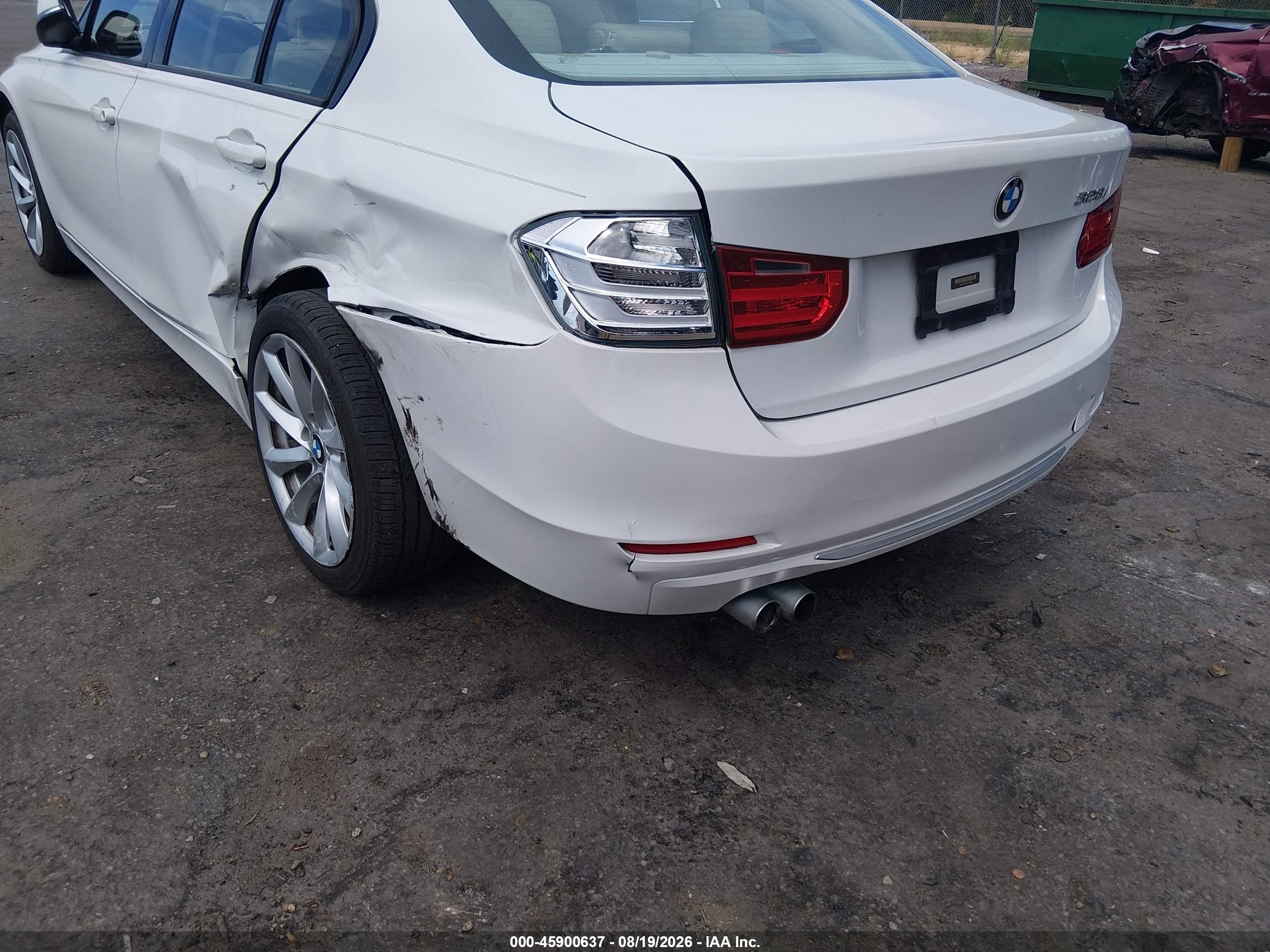 2013 Bmw 328i   White vin: WBA3A5C54DF357499