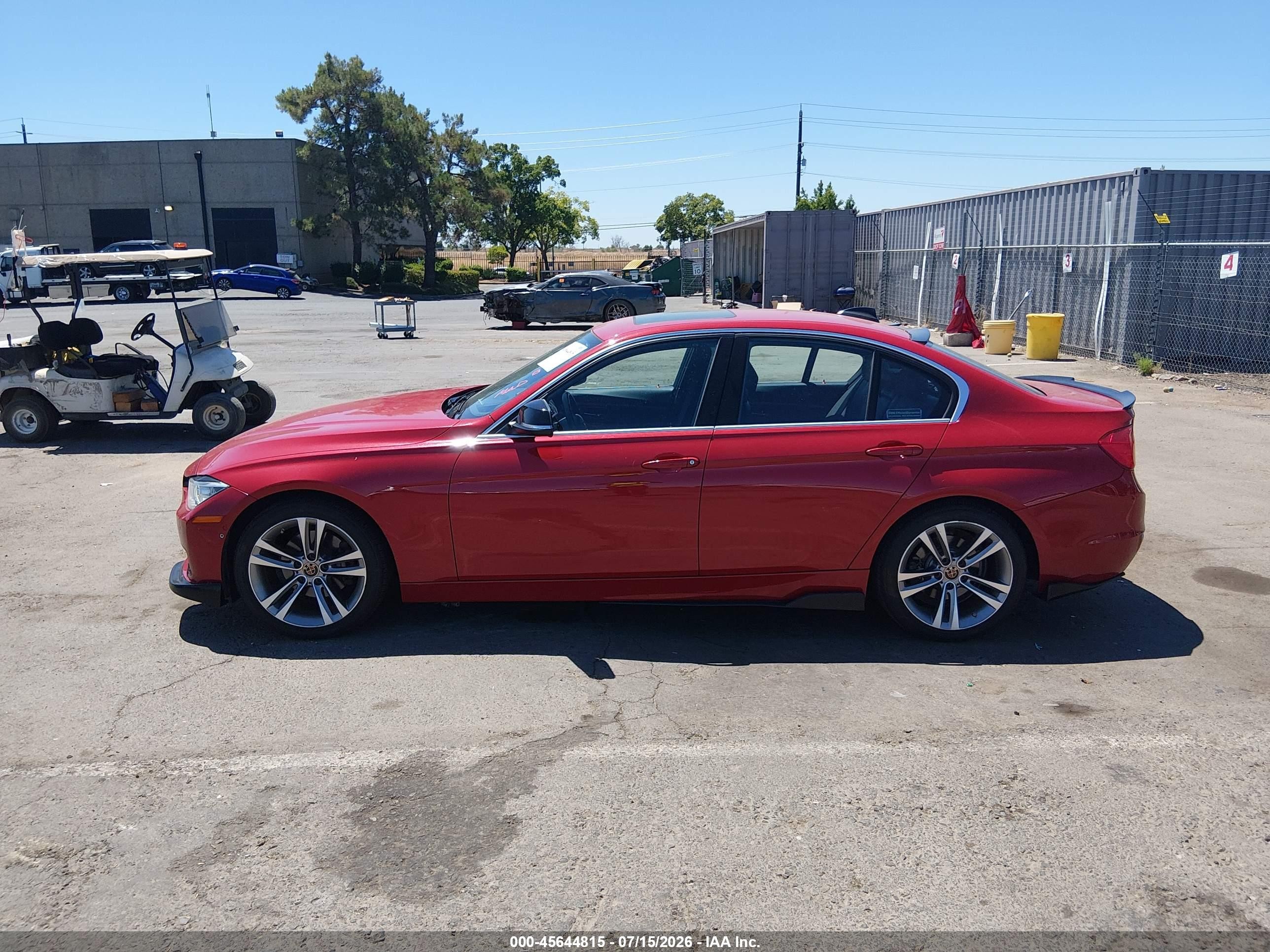 2015 Bmw 328i   Red vin: WBA3A5C54FF453653