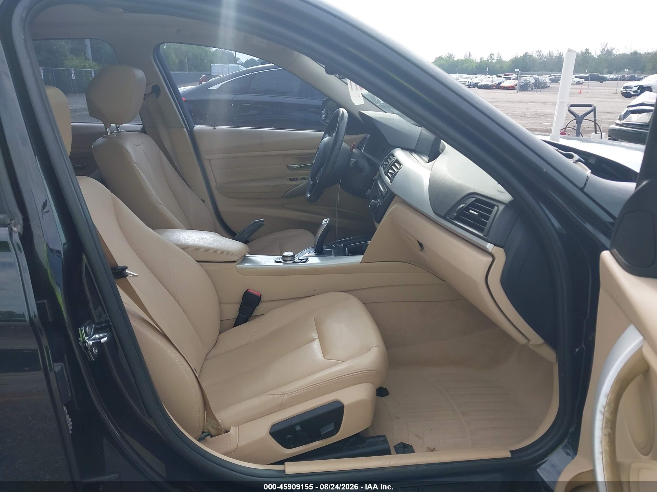 2012 Bmw 328i   Black vin: WBA3A5C55CF259564