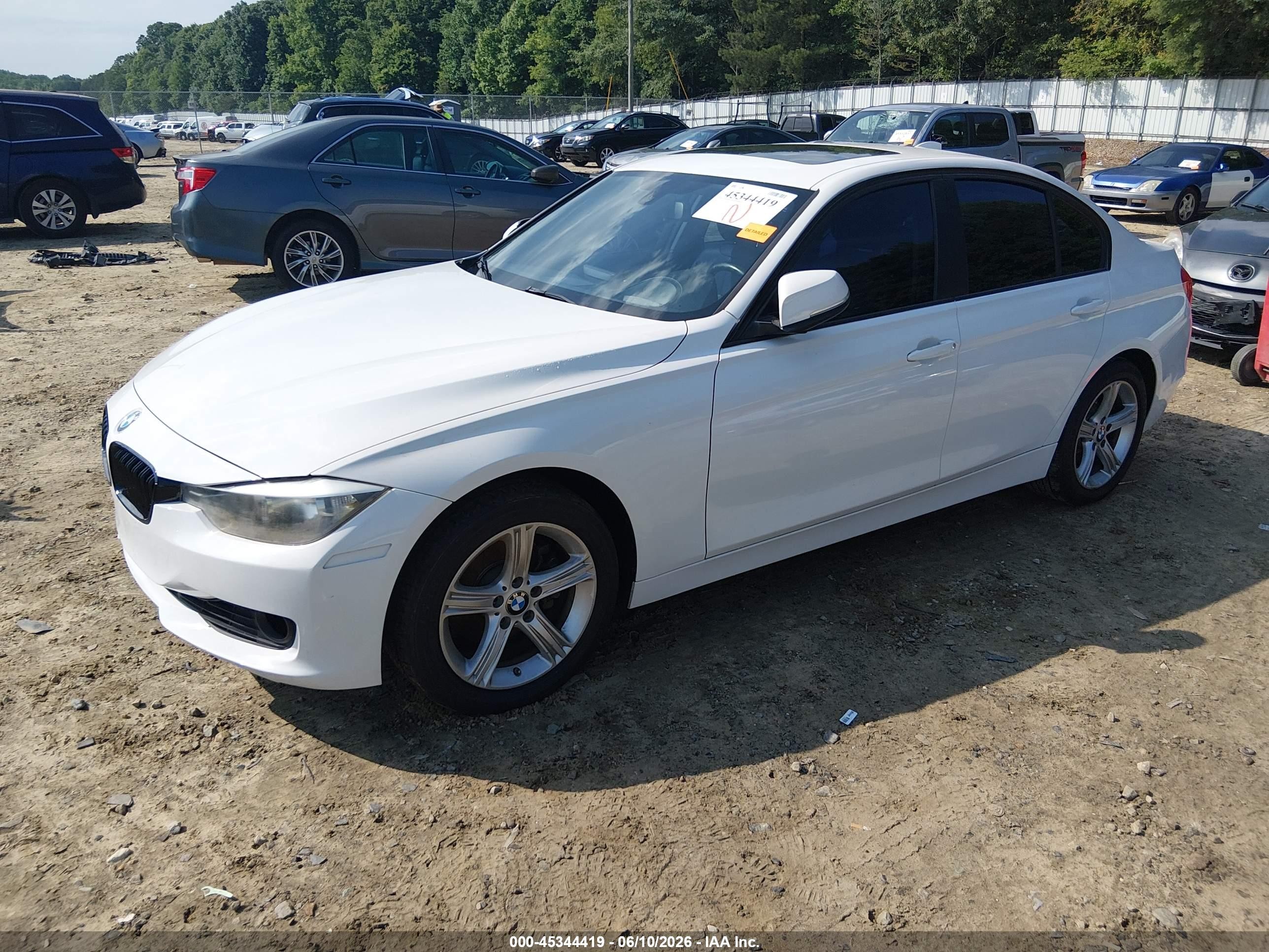 2012 Bmw 328i   White vin: WBA3A5C55CF344114