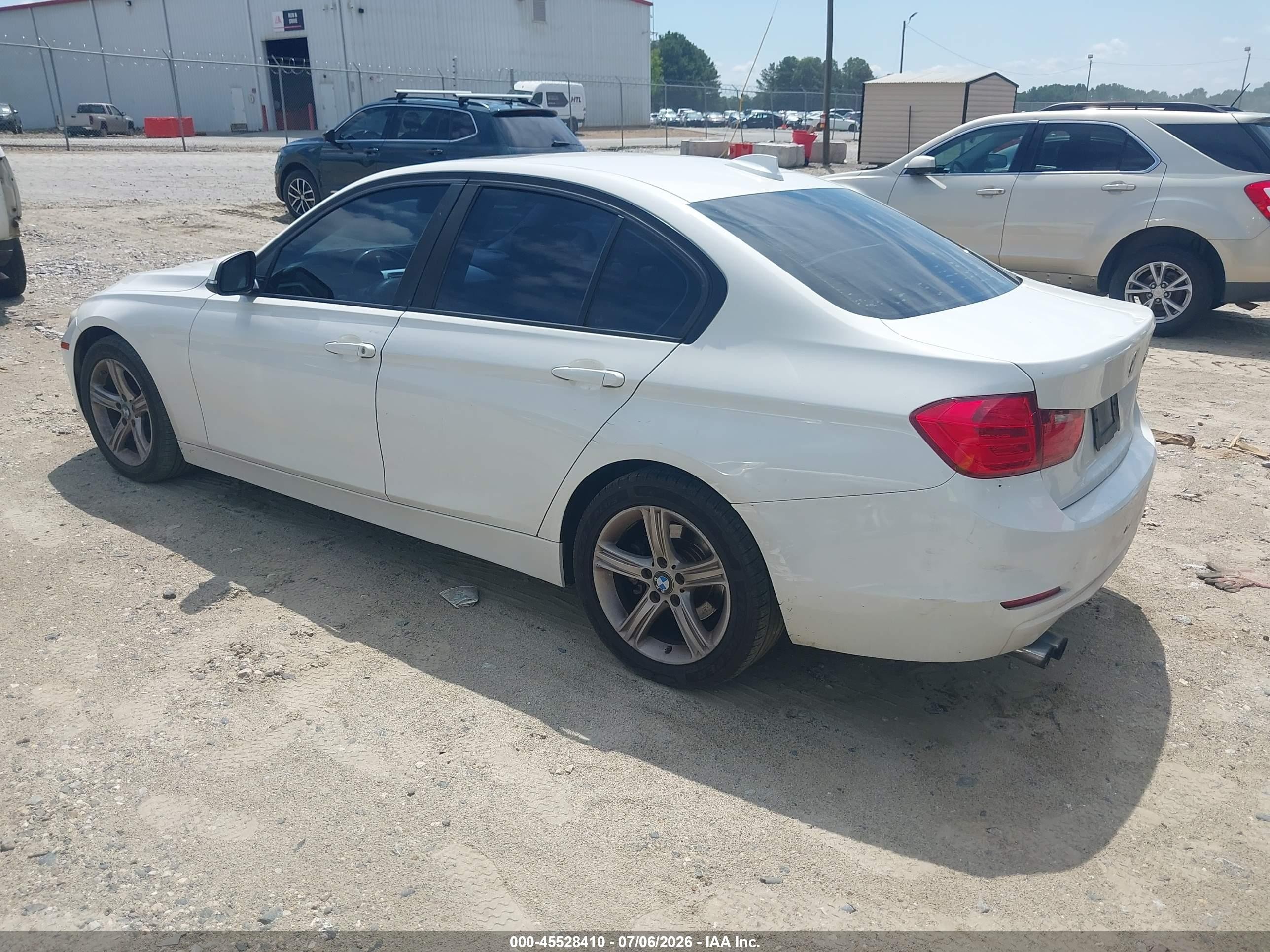 2012 Bmw 328i   White vin: WBA3A5C55CF349099