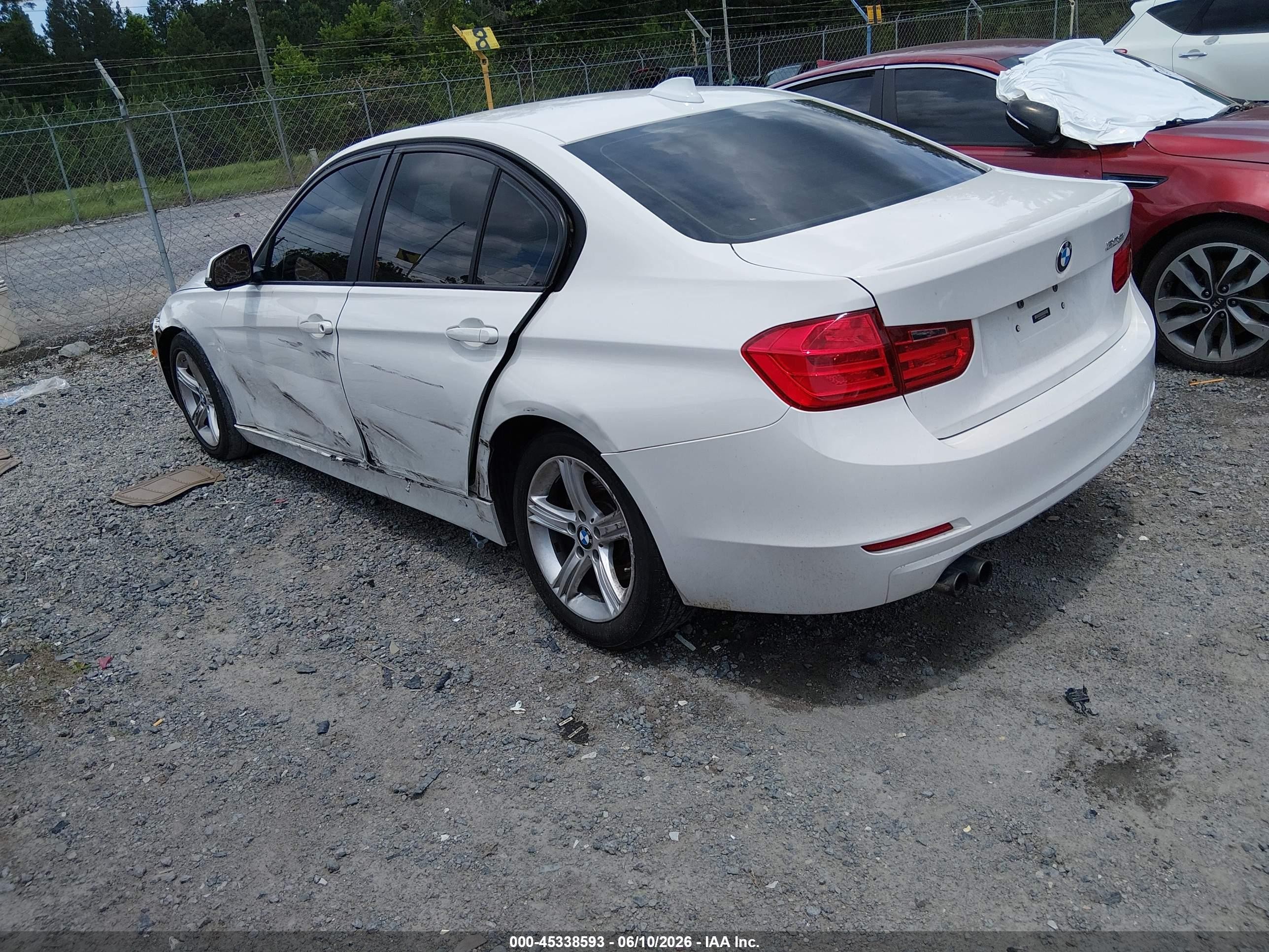 2014 Bmw 328i Белый vin: WBA3A5C55EF605129
