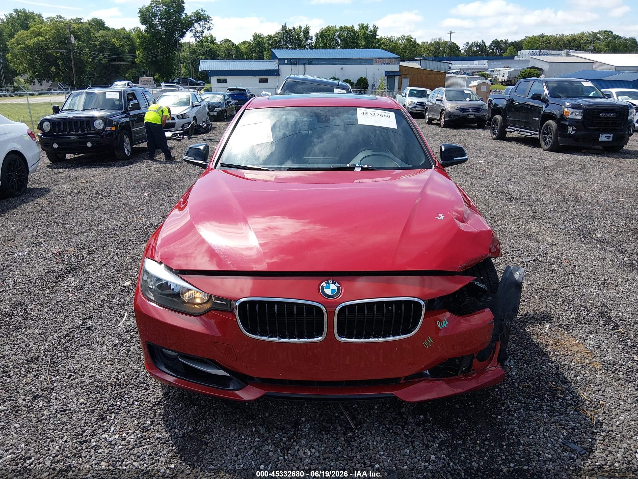 2015 Bmw 328i   Red vin: WBA3A5C55FF608467