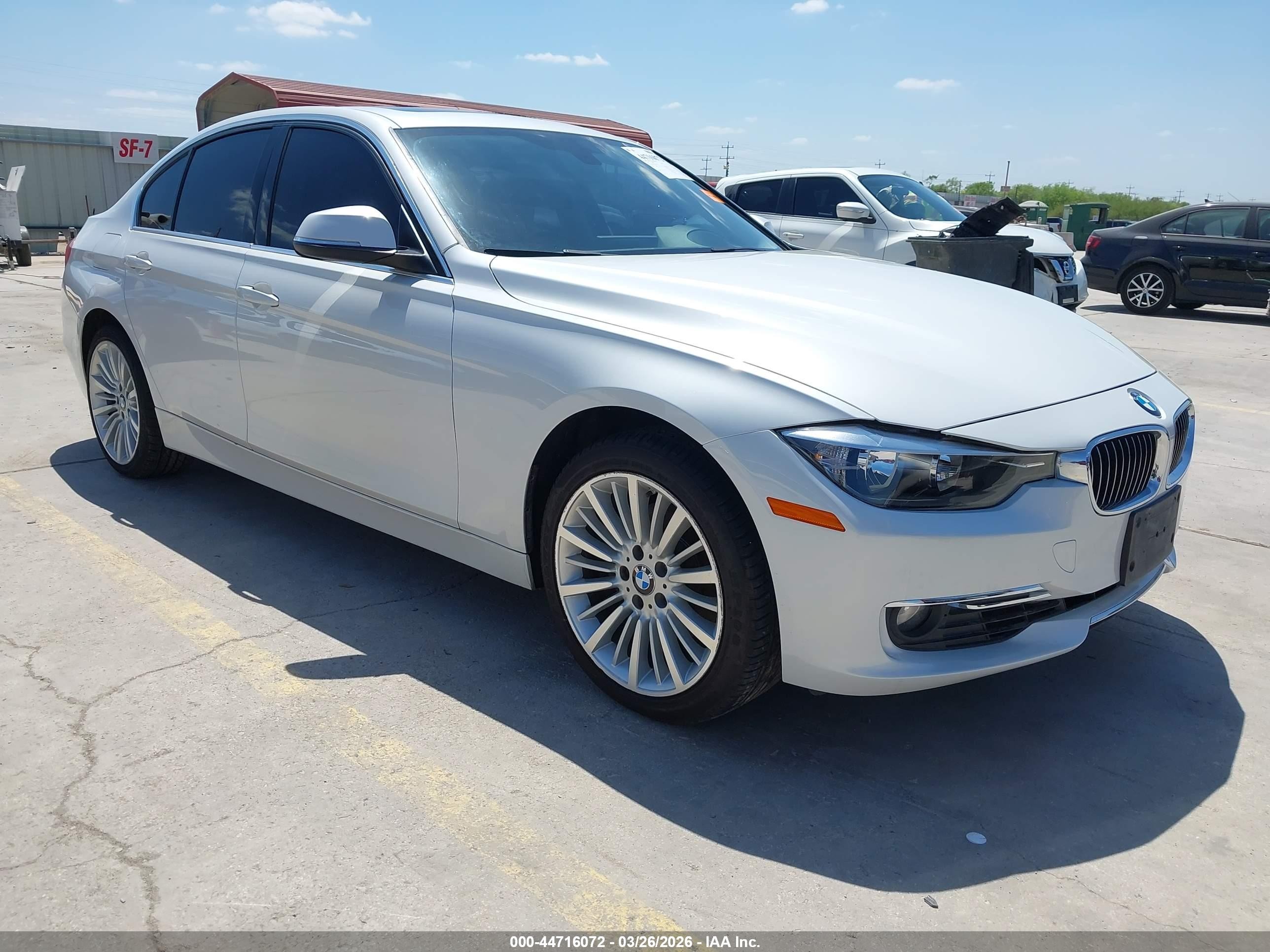 2012 Bmw 328i   White vin: WBA3A5C56CF347510