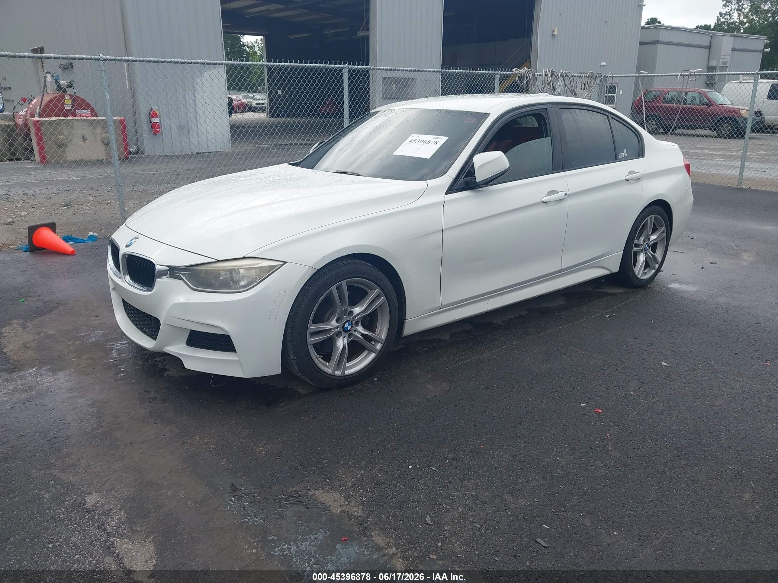 2013 Bmw 328i   White vin: WBA3A5C56DF604215