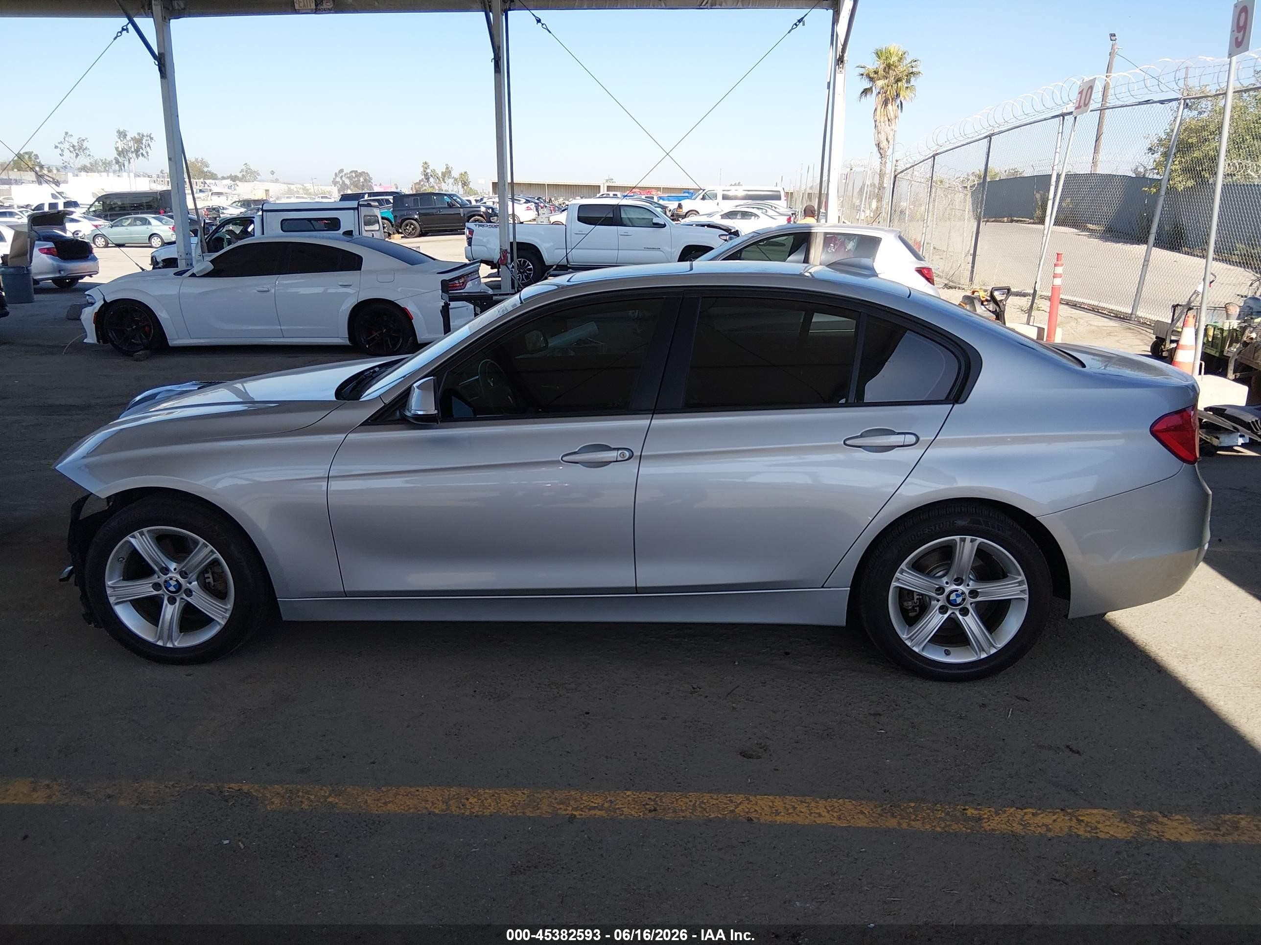 2015 Bmw 328i   Silver vin: WBA3A5C56FF609644