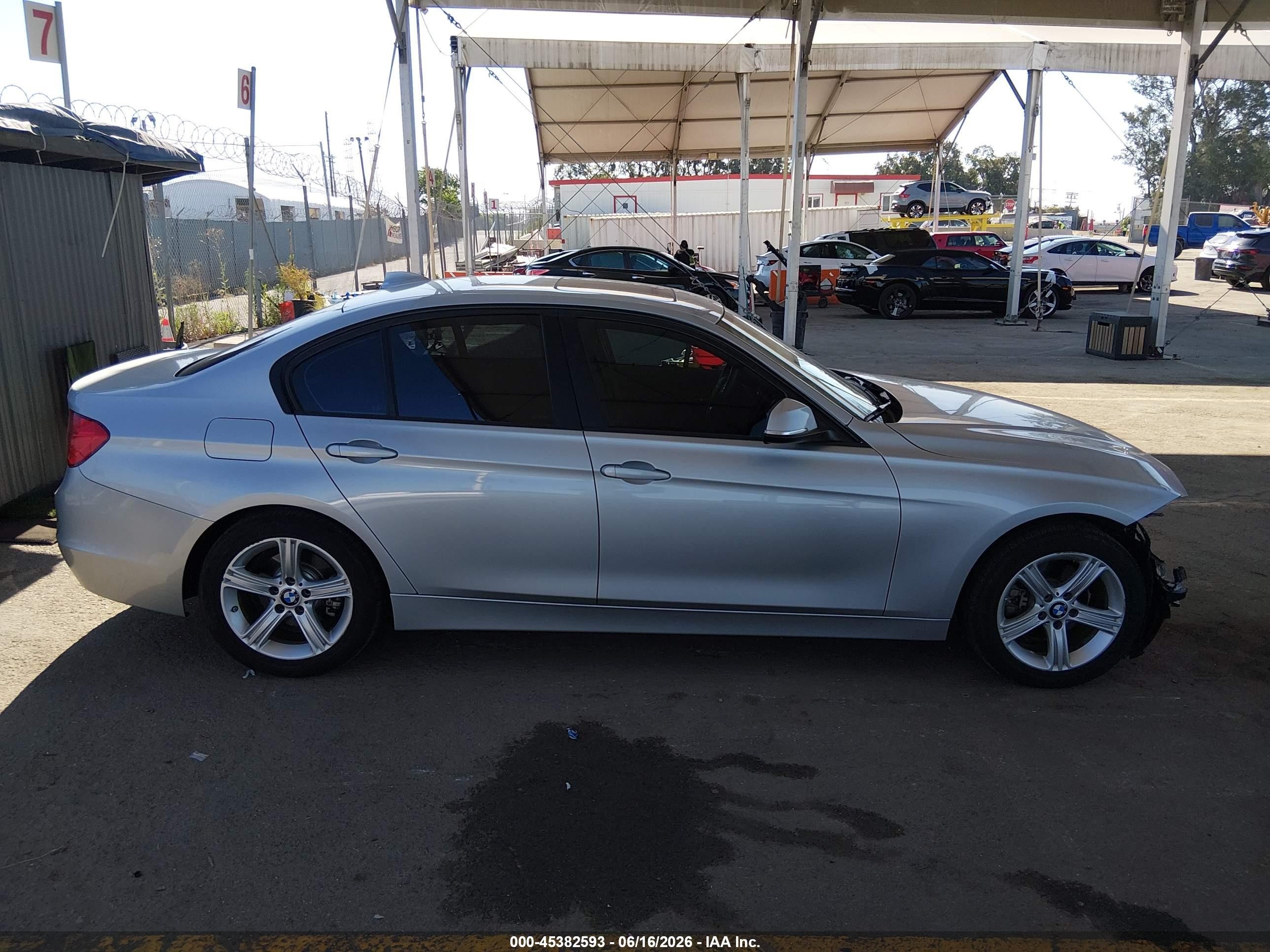 2015 Bmw 328i   Silver vin: WBA3A5C56FF609644