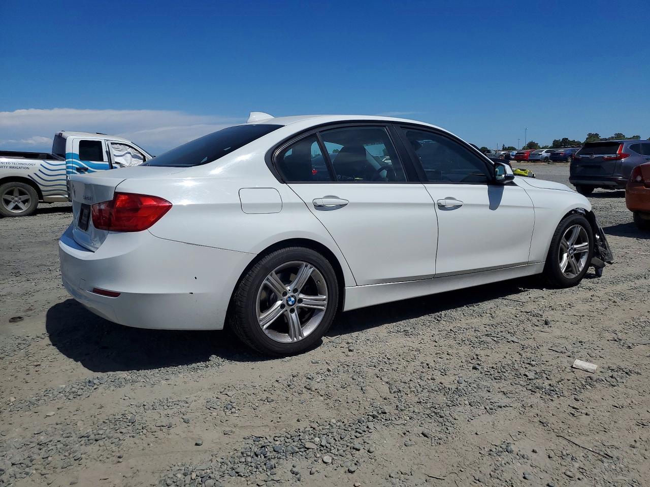 2015 Bmw 328 I White vin: WBA3A5C56FF610700