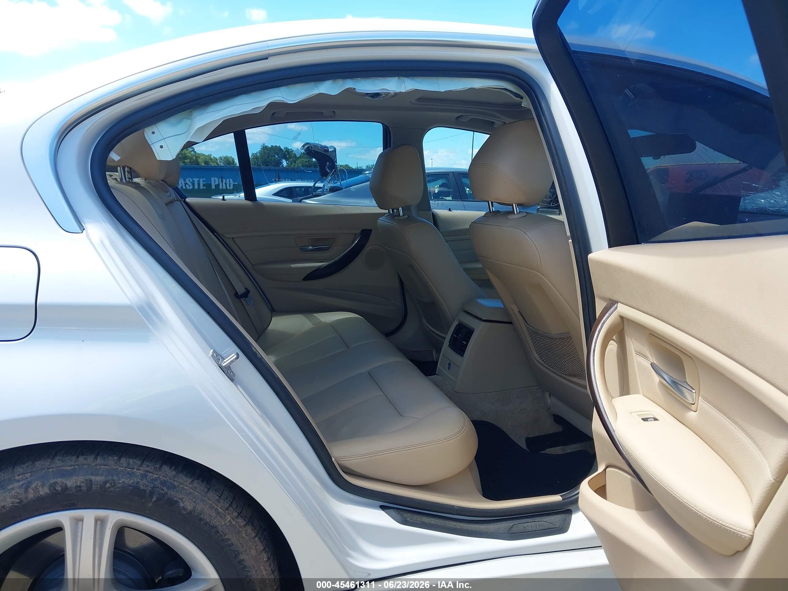 2015 Bmw 328i   White vin: WBA3A5C56FP604678