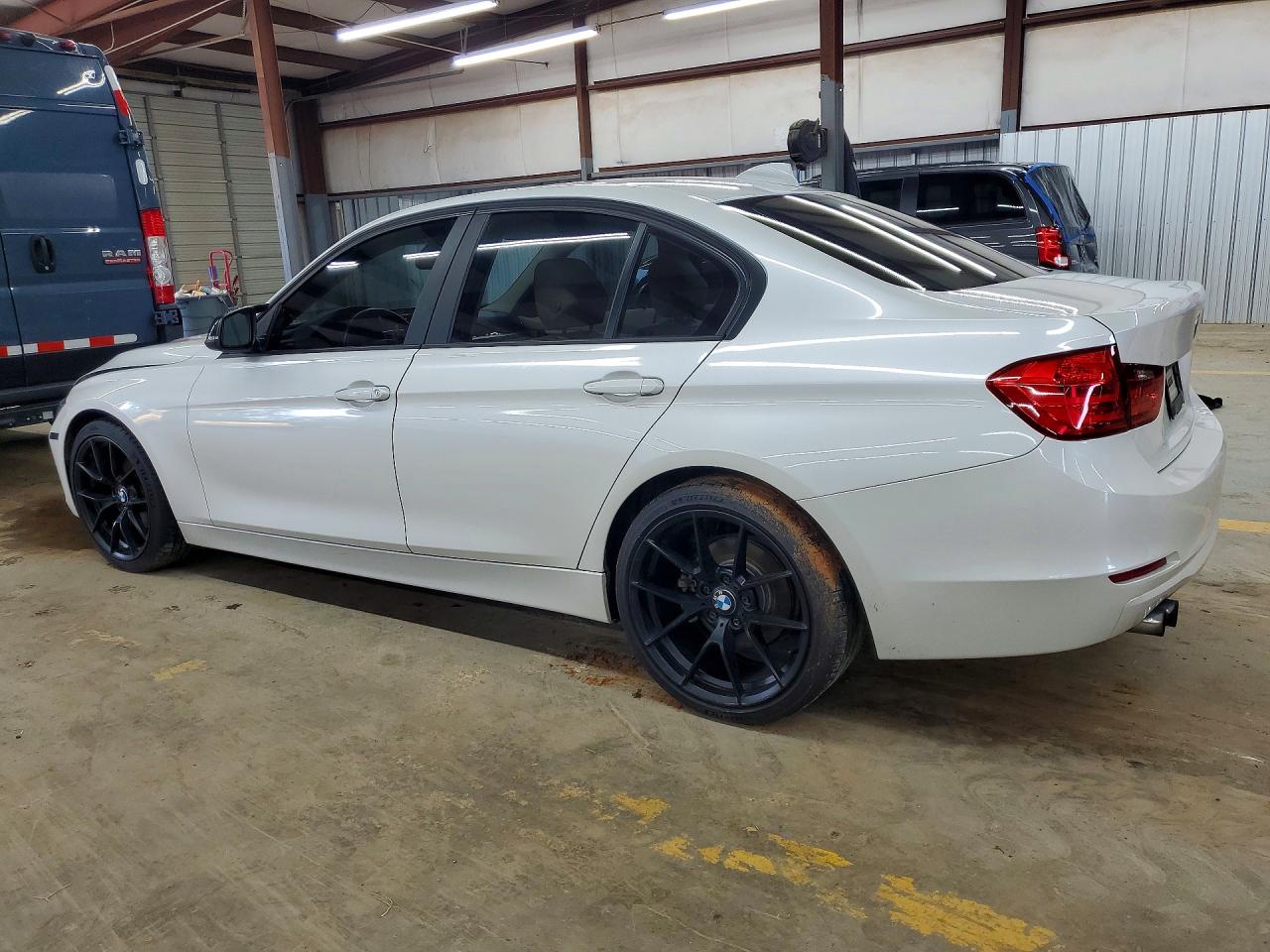 2013 Bmw 328 I White vin: WBA3A5C57DF356007