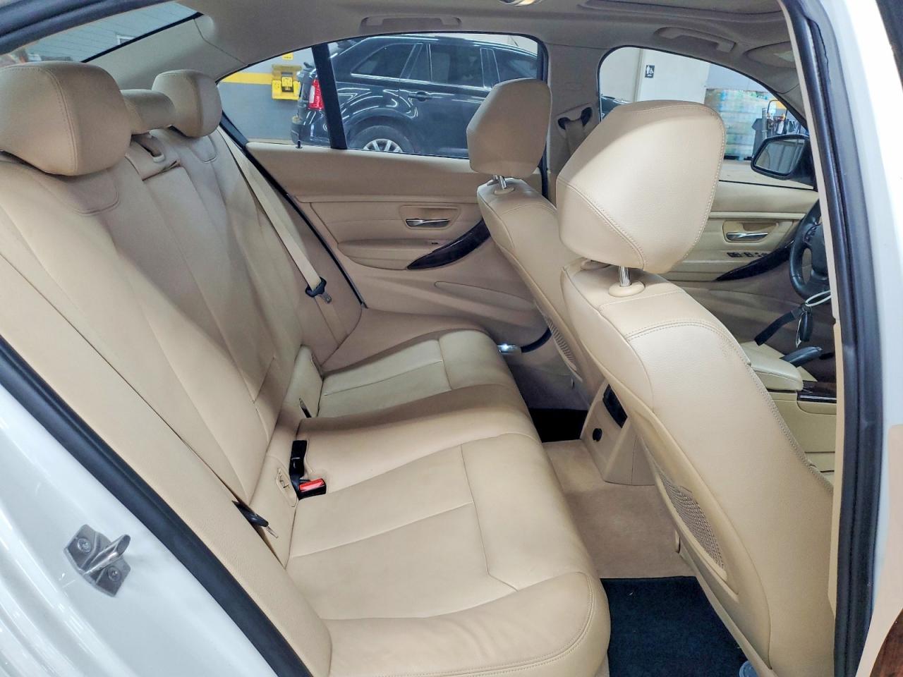 2013 Bmw 328 I White vin: WBA3A5C57DF356007