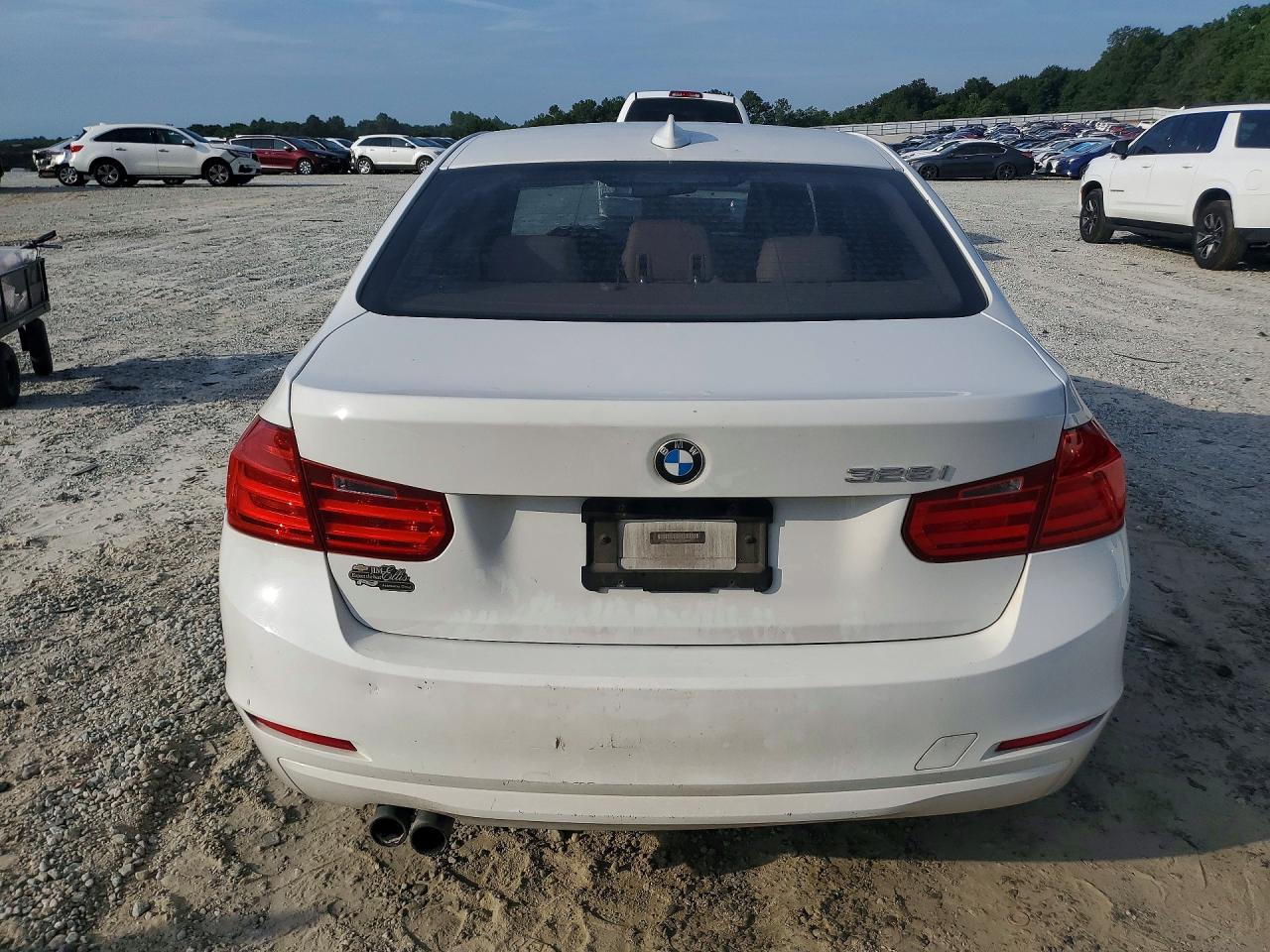 2013 Bmw 328 I White vin: WBA3A5C57DF359389
