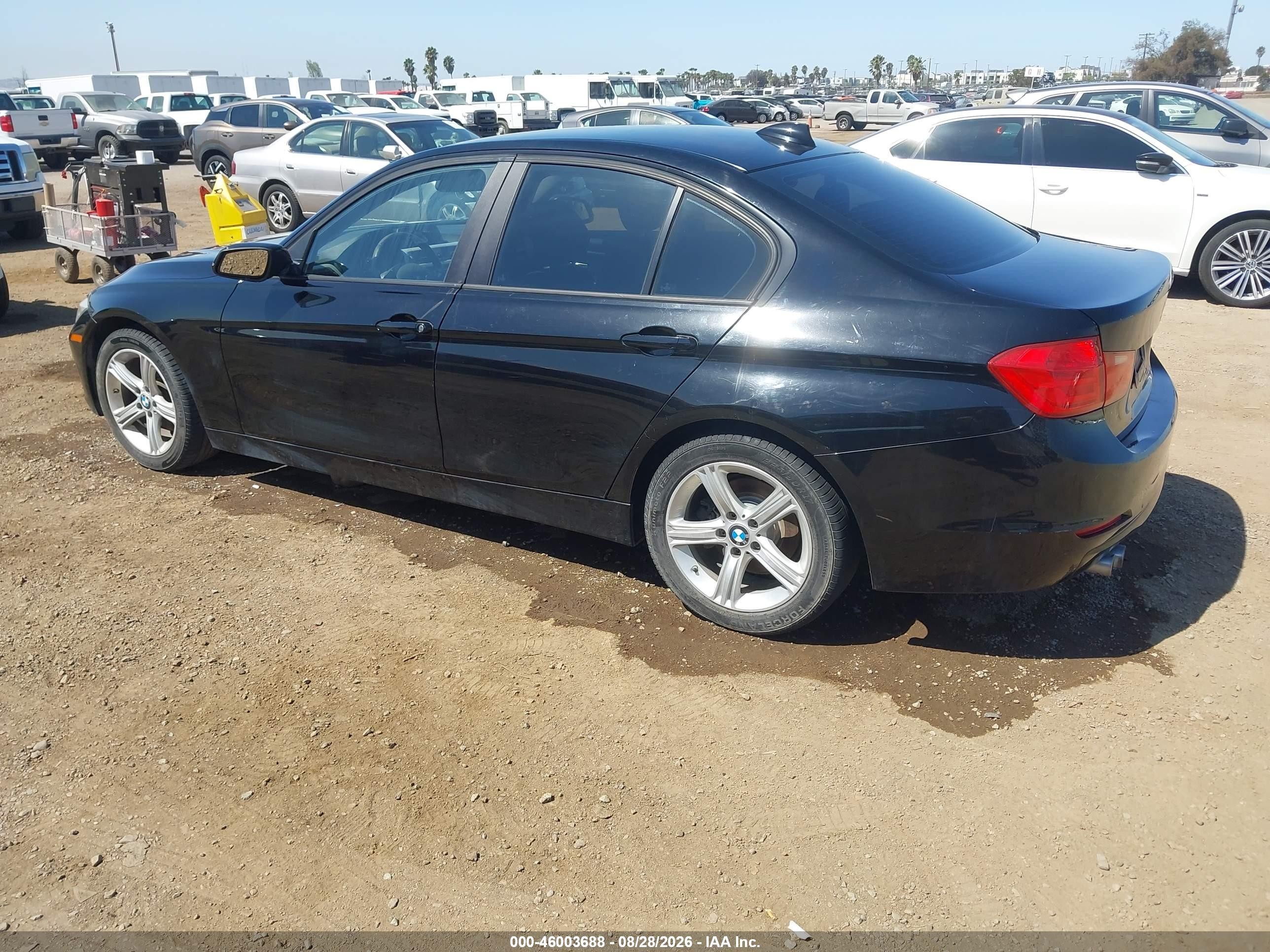 2013 Bmw 328i   Black vin: WBA3A5C57DF453398