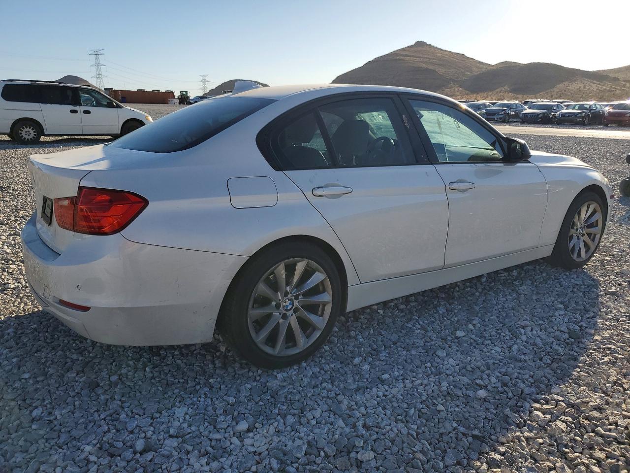 2013 Bmw 328 I White vin: WBA3A5C57DF603008