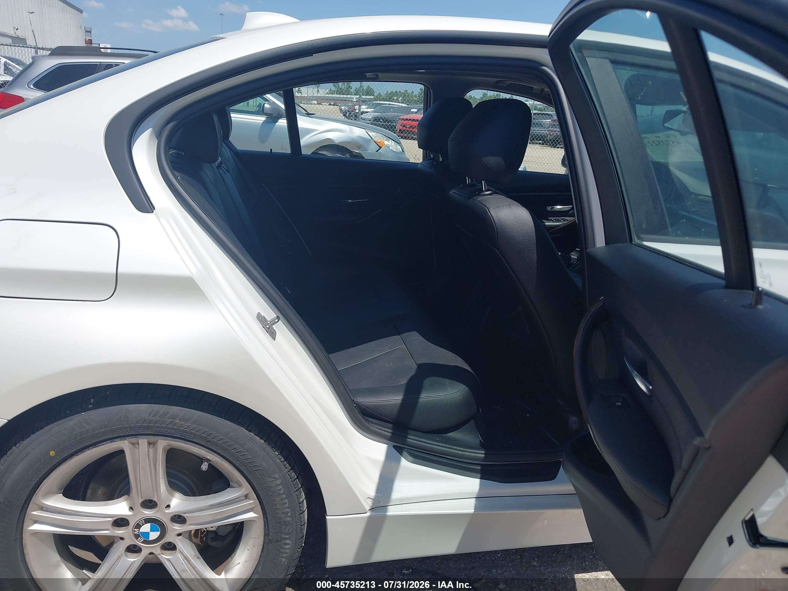 2014 Bmw 328i Белый vin: WBA3A5C57EF605326