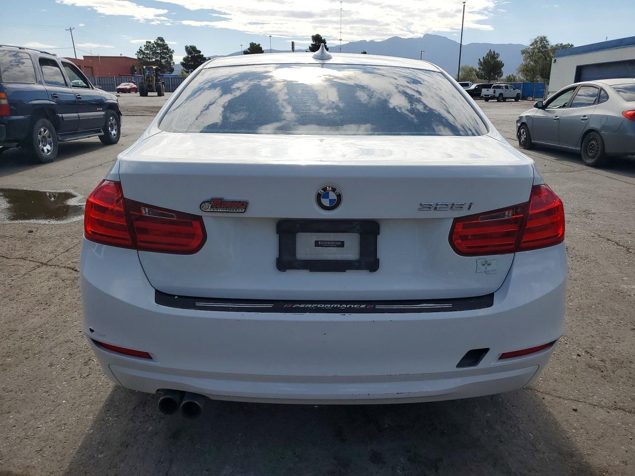 2014 Bmw 328 I White vin: WBA3A5C57EP601996