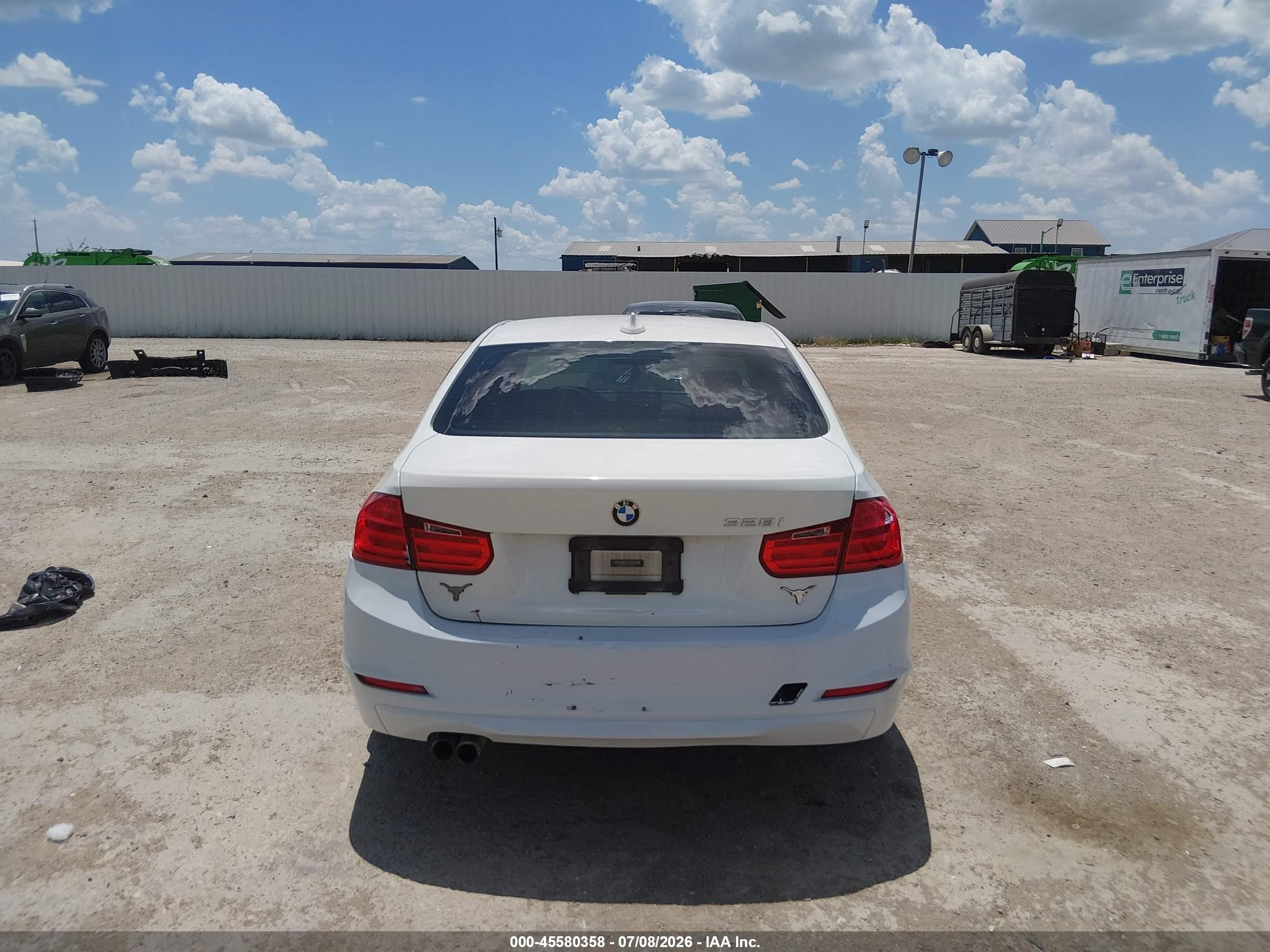 2014 Bmw 328i   Белый vin: WBA3A5C57EP602002