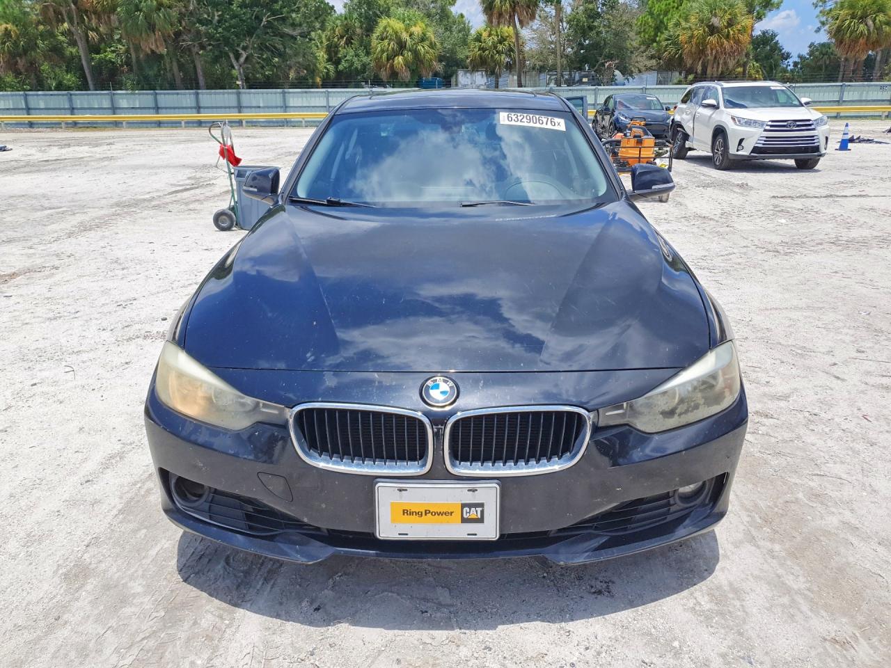 2015 Bmw 328 I Черный vin: WBA3A5C57FF608647