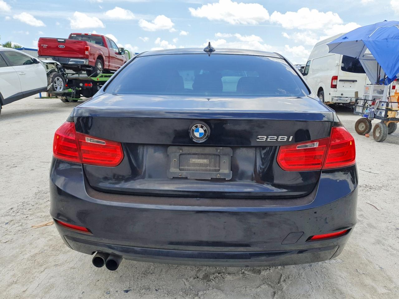 2015 Bmw 328 I Черный vin: WBA3A5C57FF608647