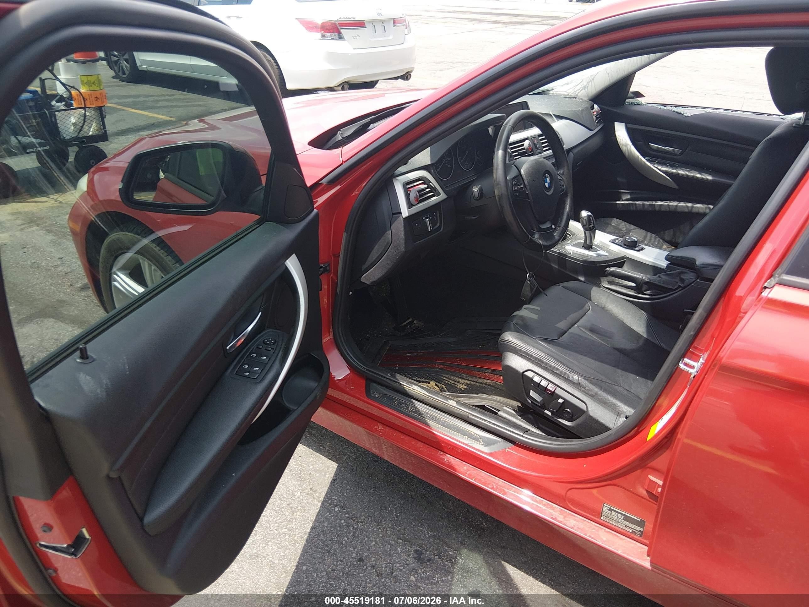 2012 Bmw 328i Red vin: WBA3A5C58CF340266