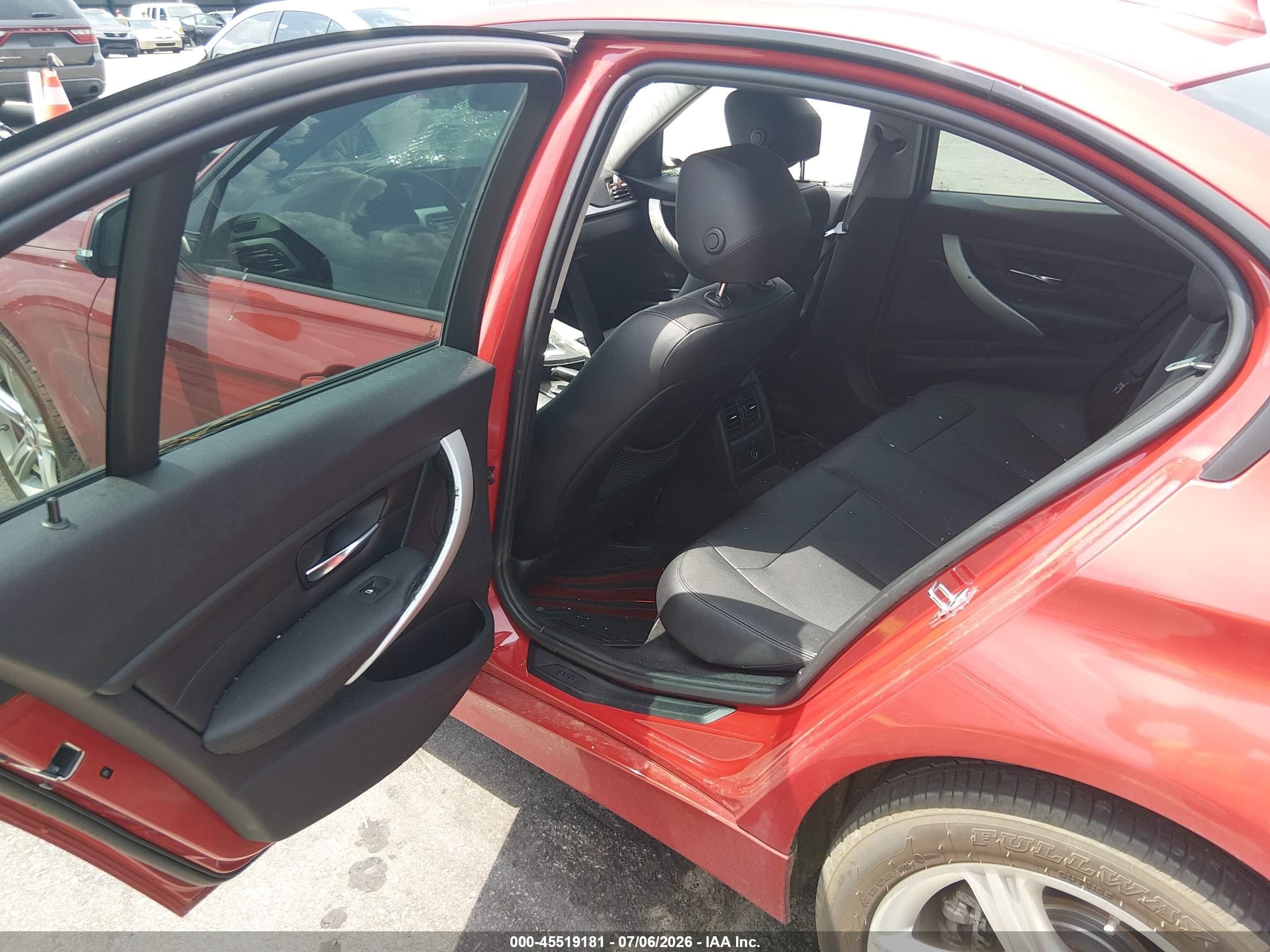 2012 Bmw 328i Red vin: WBA3A5C58CF340266