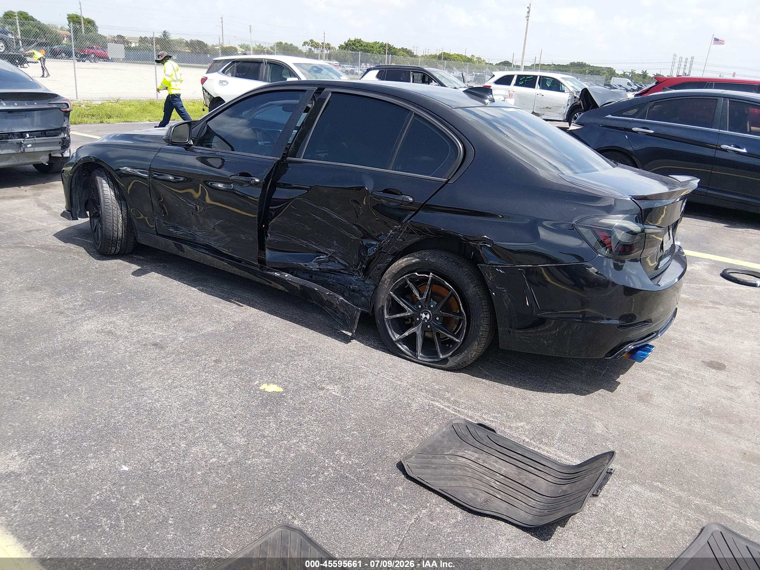 2012 Bmw 328i   Black vin: WBA3A5C58CF341384