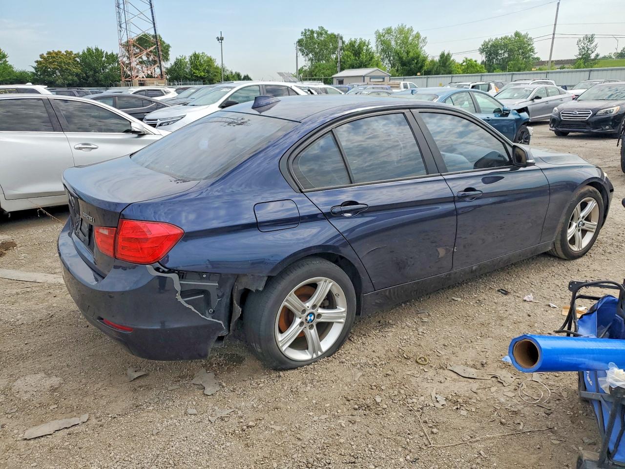 2013 Bmw 328 I Blue vin: WBA3A5C58DF357070