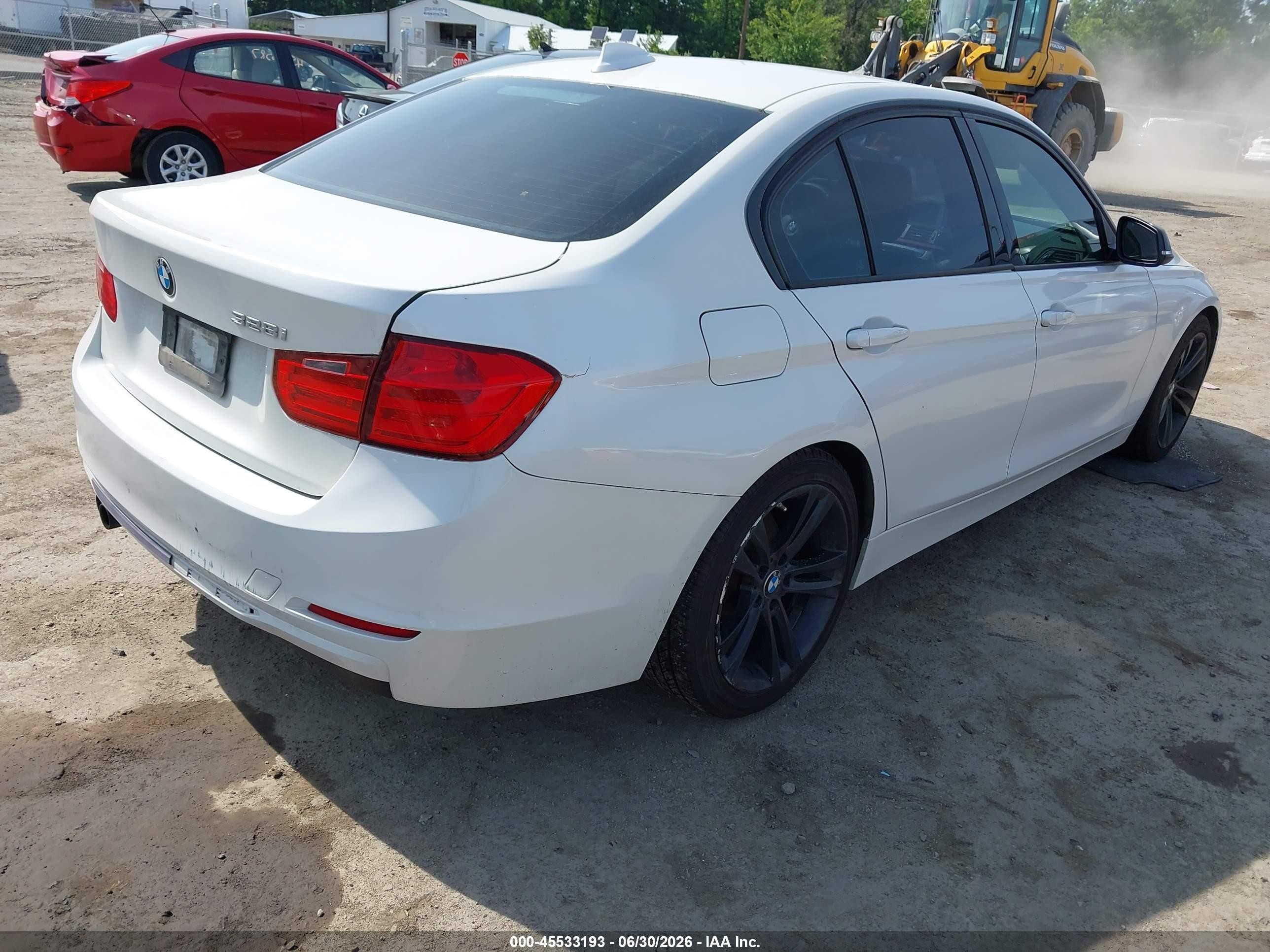 2013 Bmw 328i   White vin: WBA3A5C58DJ462916