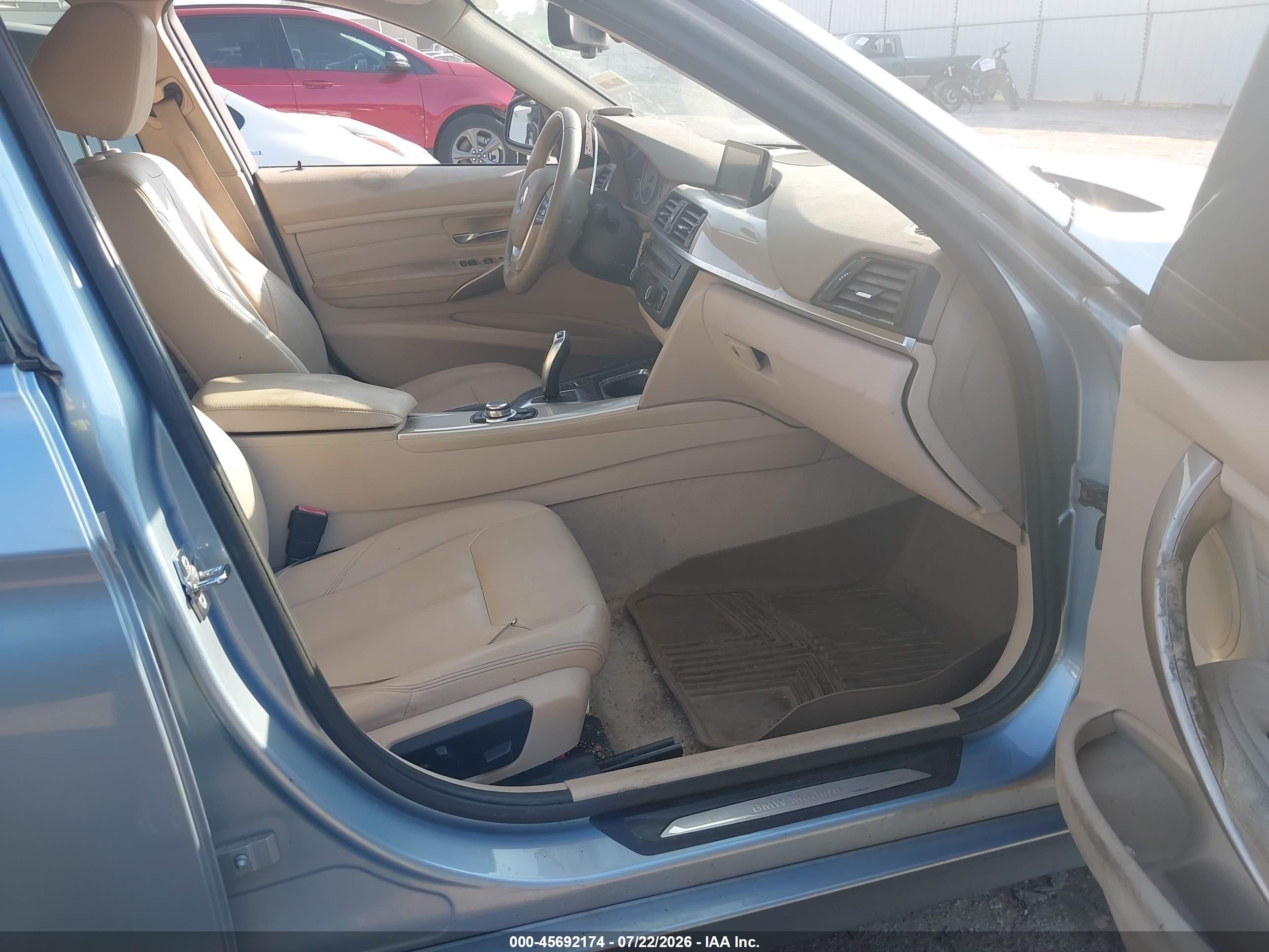 2012 Bmw 328i   Синий vin: WBA3A5C59CF348067