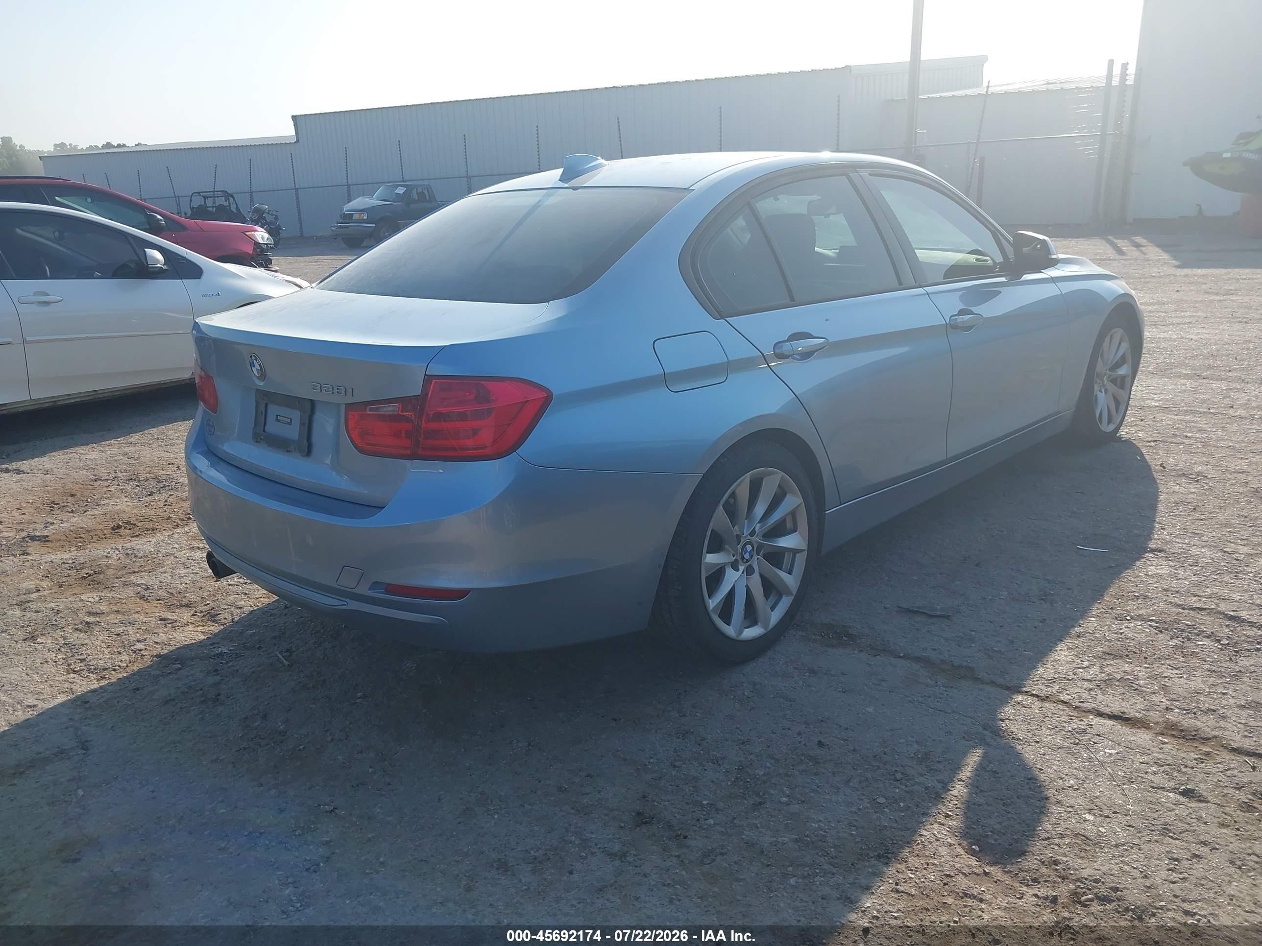 2012 Bmw 328i   Синий vin: WBA3A5C59CF348067