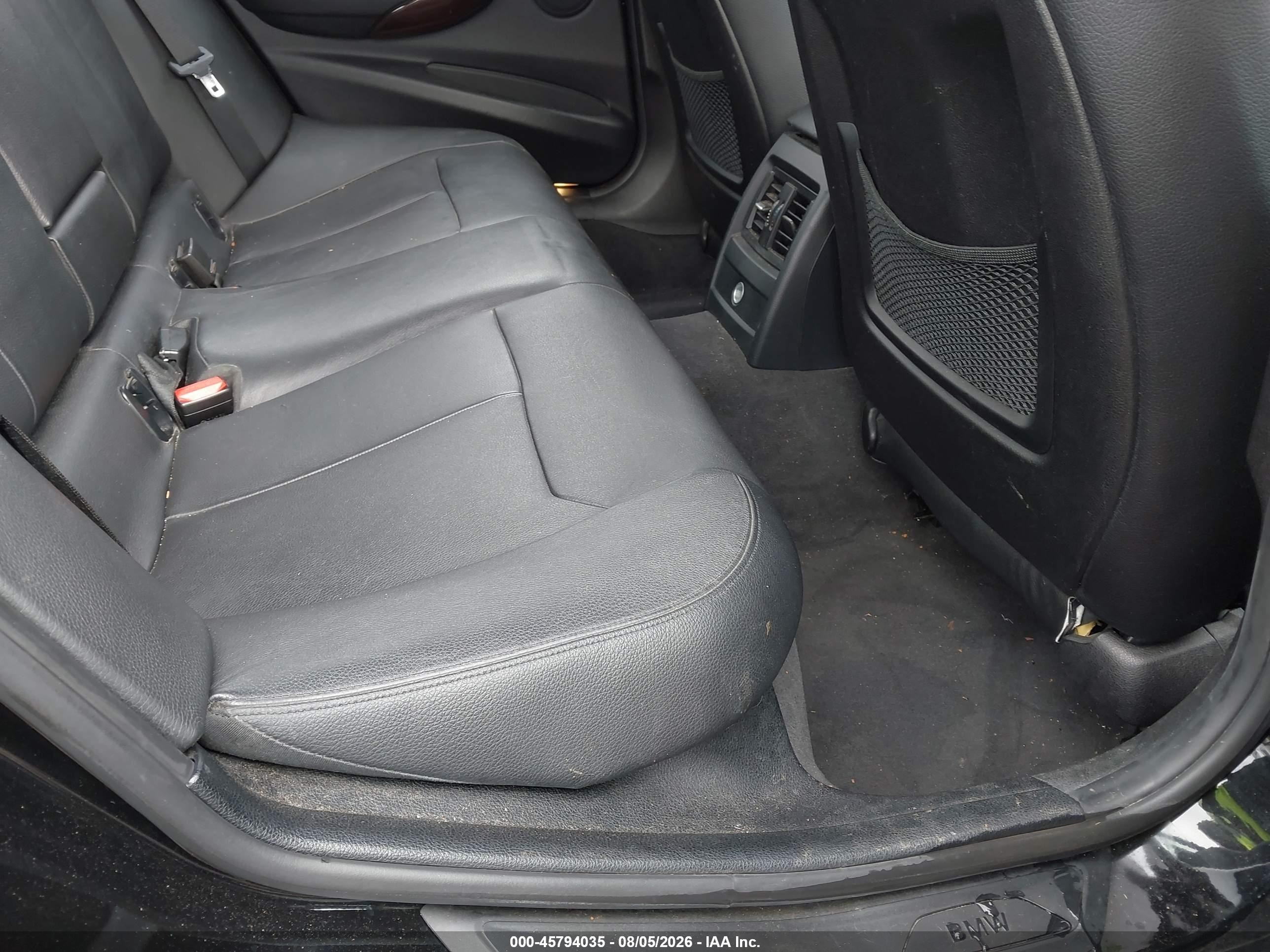 2015 Bmw 328i   Black vin: WBA3A5C59FF609427
