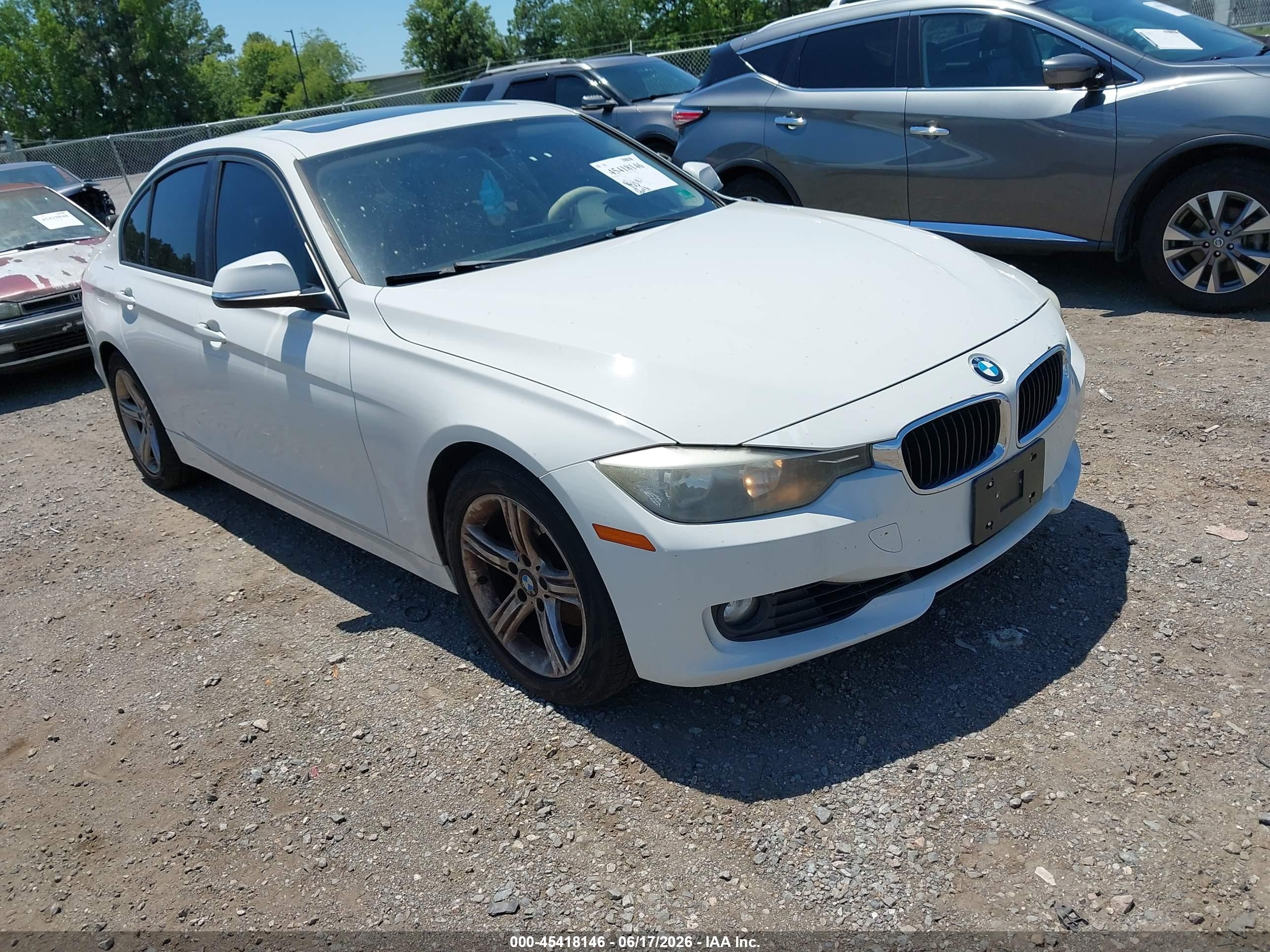 2012 Bmw 328i   White vin: WBA3A5C5XCF347316