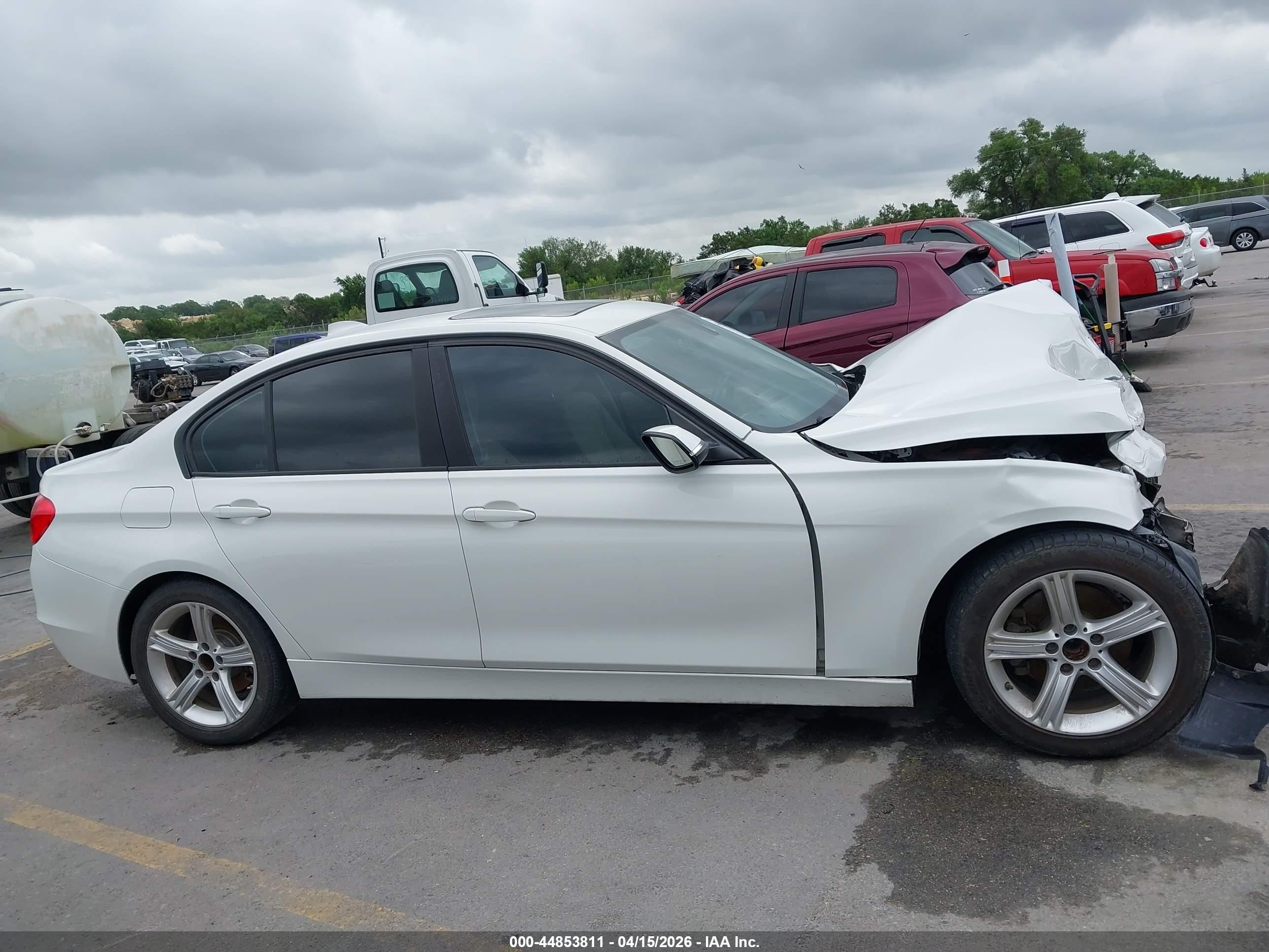 2013 Bmw 328i   White vin: WBA3A5C5XDF354025