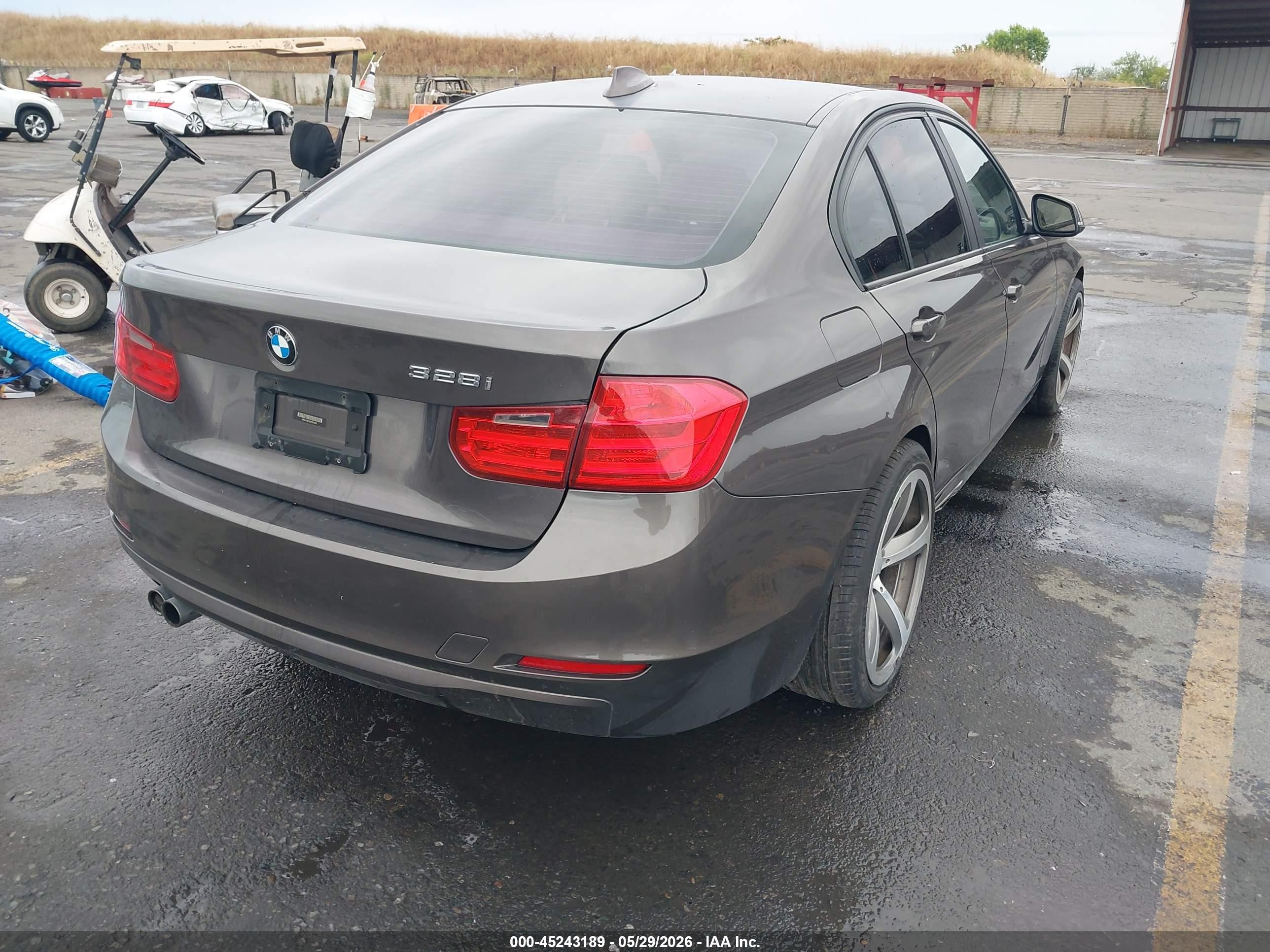 2013 Bmw 328i   Beige vin: WBA3A5C5XDF354896