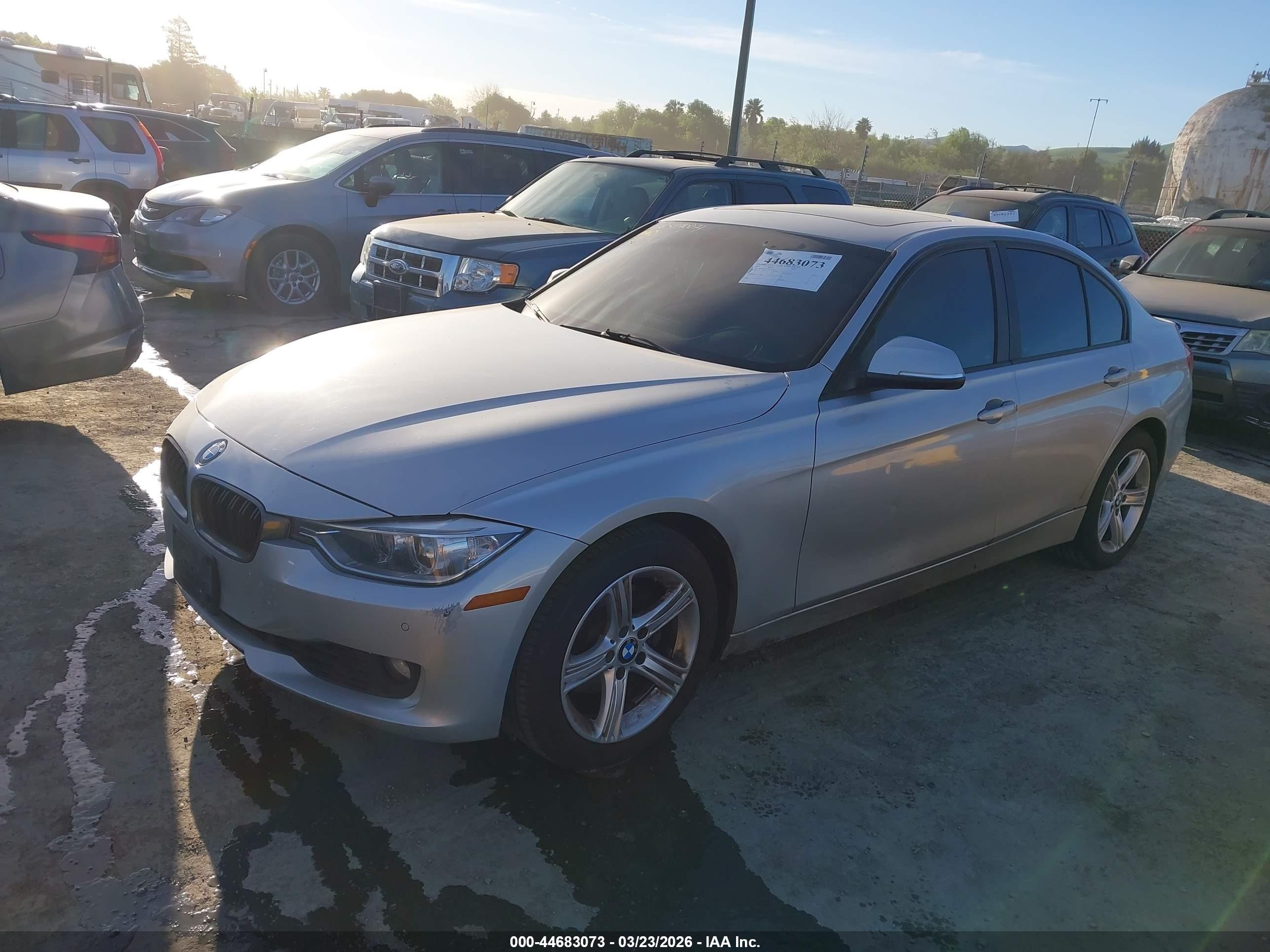 2013 Bmw 328i   Silver vin: WBA3A5C5XDF603553