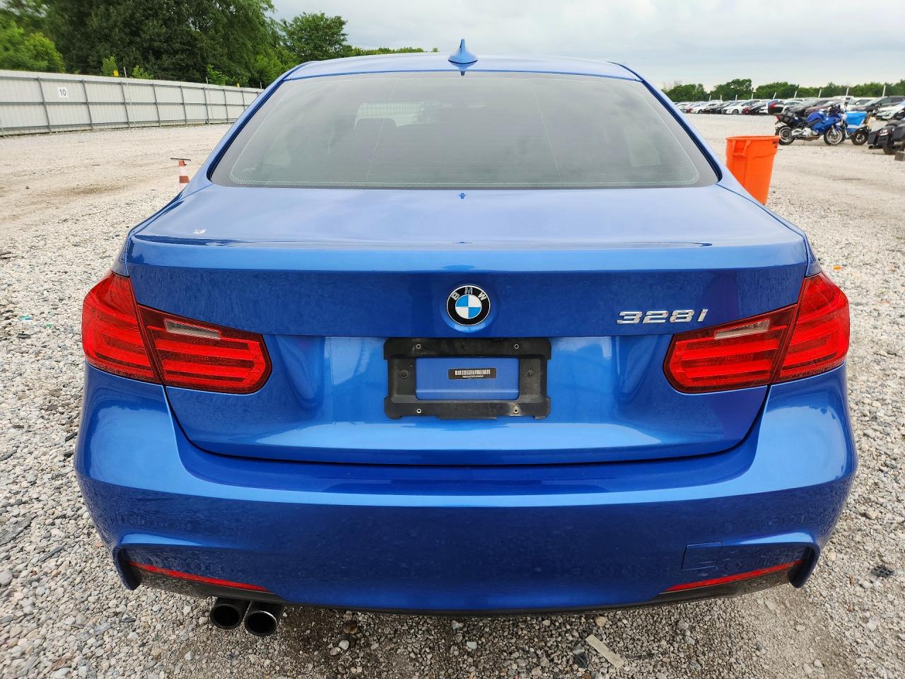 2013 Bmw 328 I Blue vin: WBA3A5C5XDJ584600