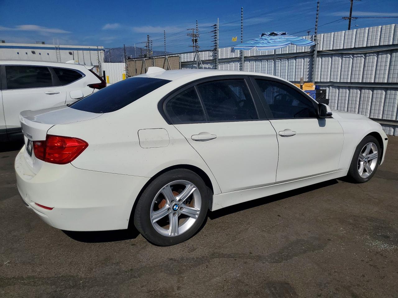 2012 Bmw 328 I White vin: WBA3A5G50CNN65782