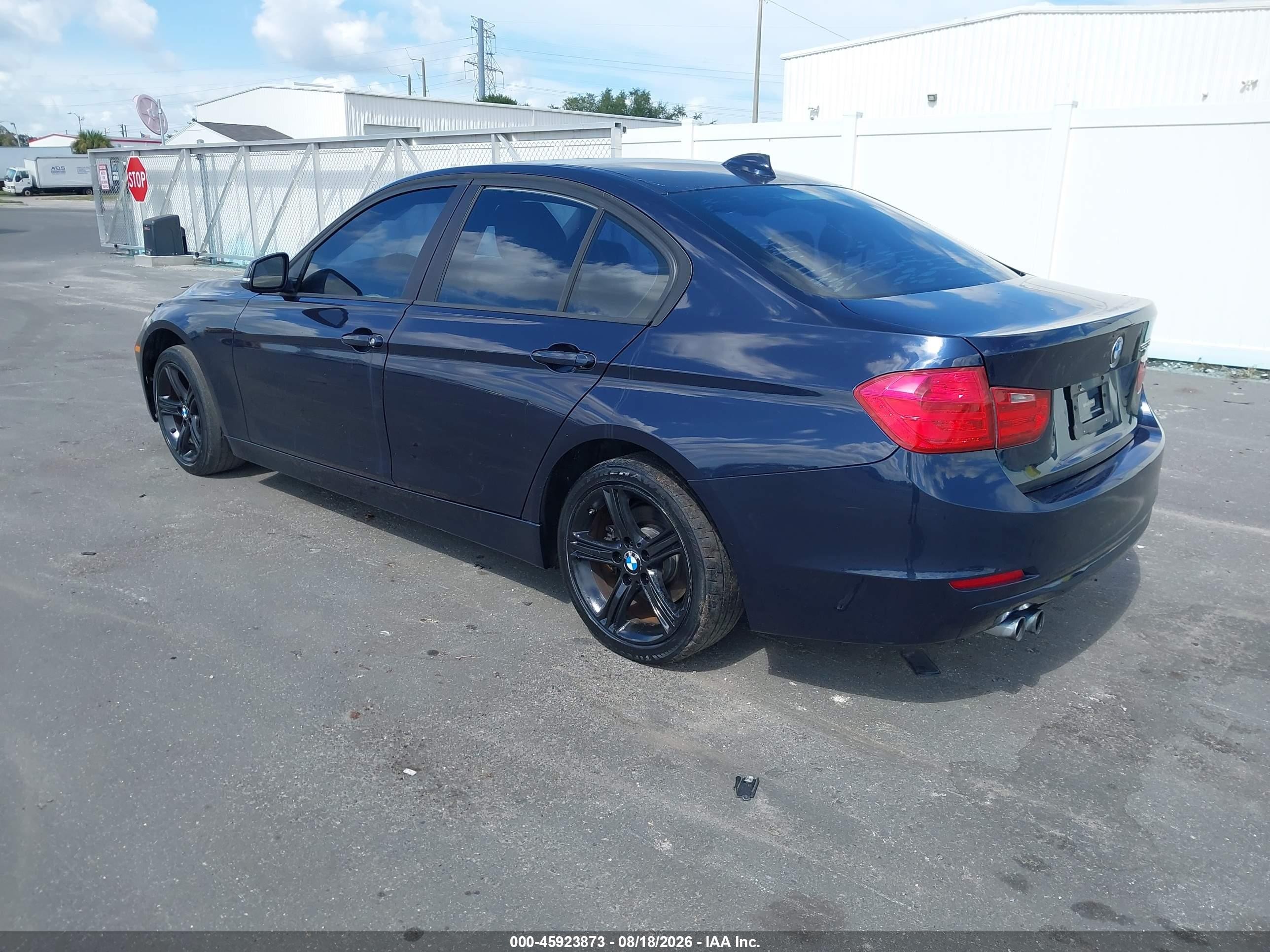2013 Bmw 328i   Blue vin: WBA3A5G50DNP23104